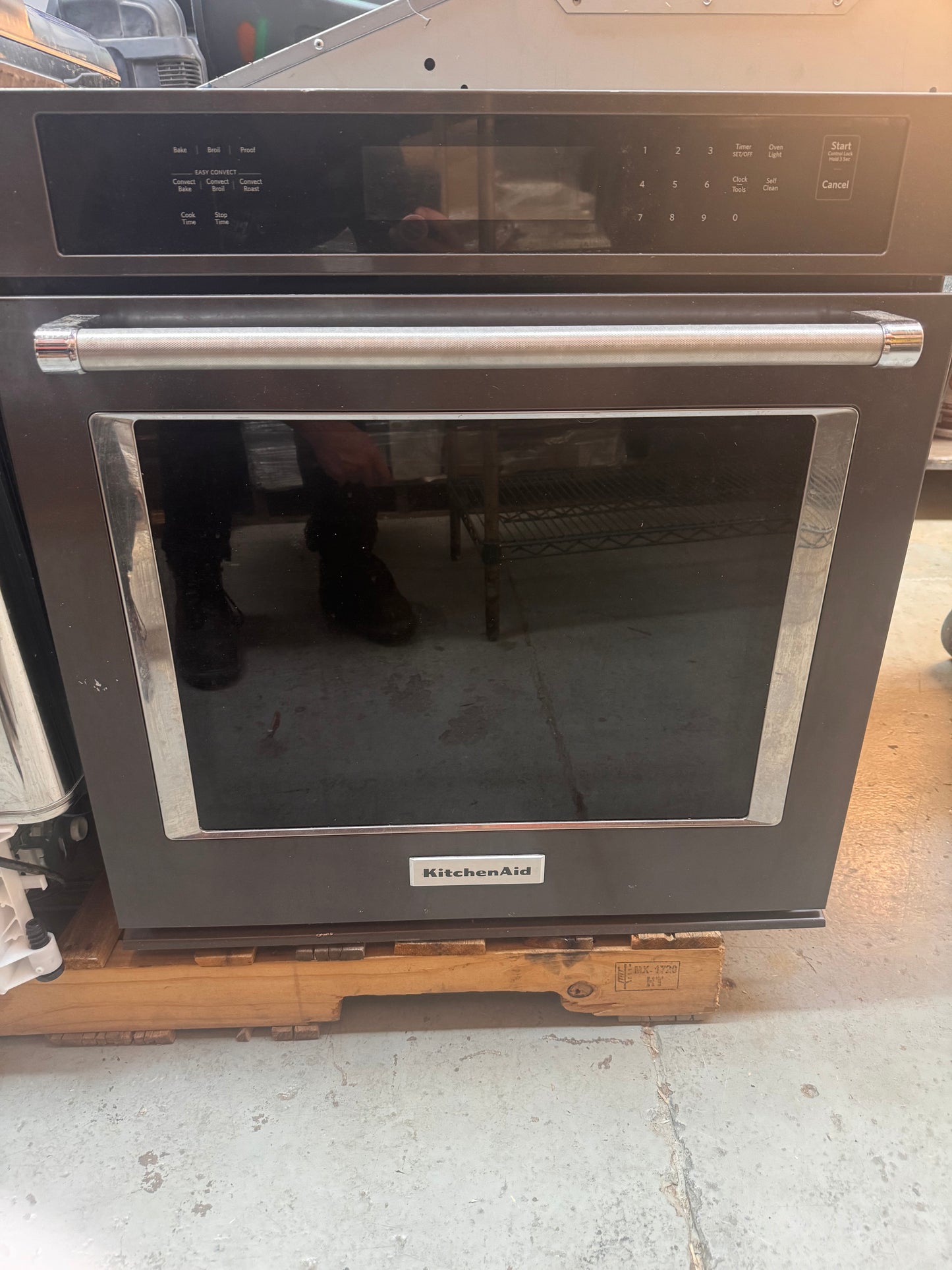 27in KitchenAid Single Wall Oven, Black Stainless