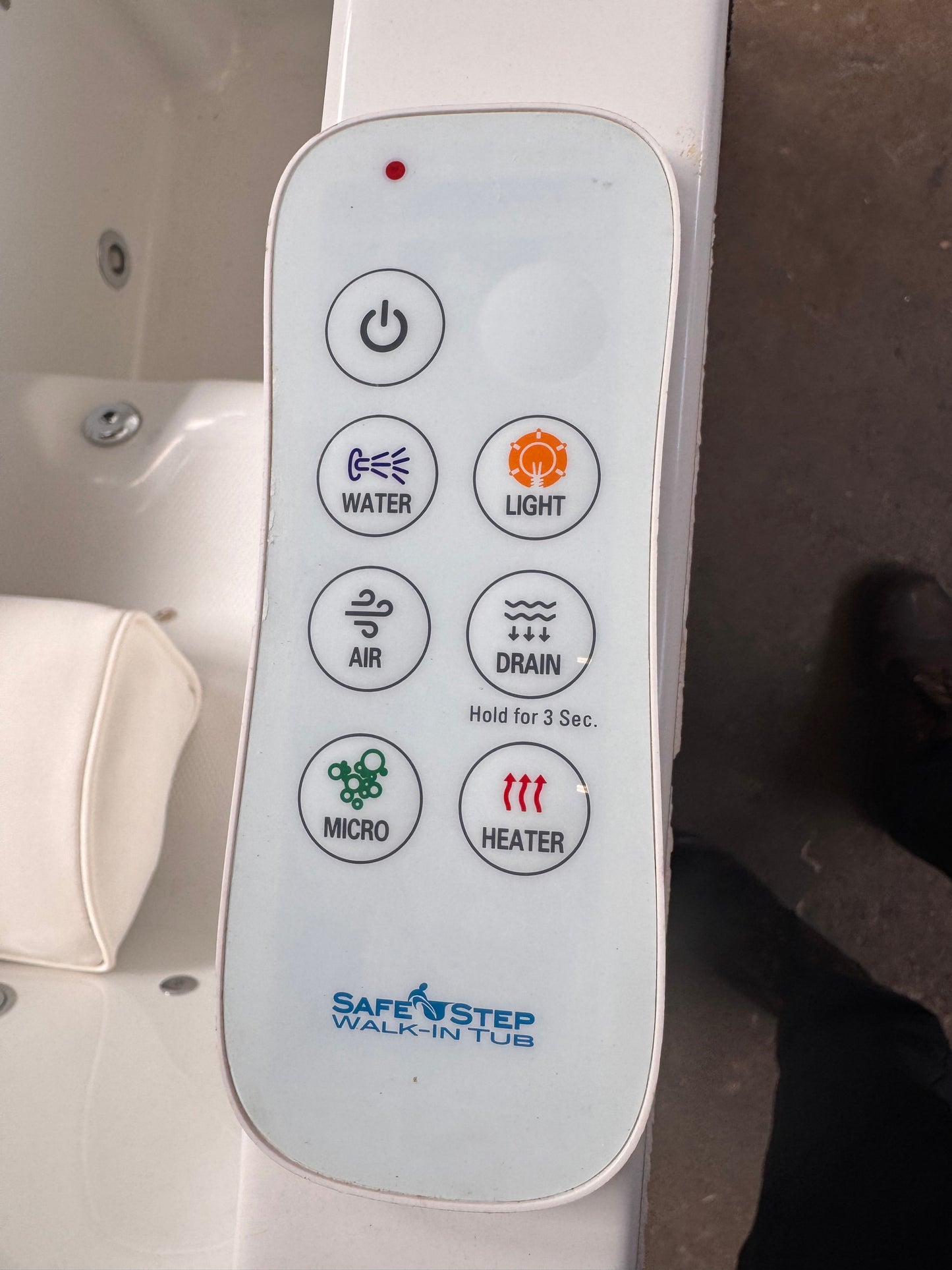 Reclaimed Safe Step Walk In Whirlpool Tub, Tested and Working
