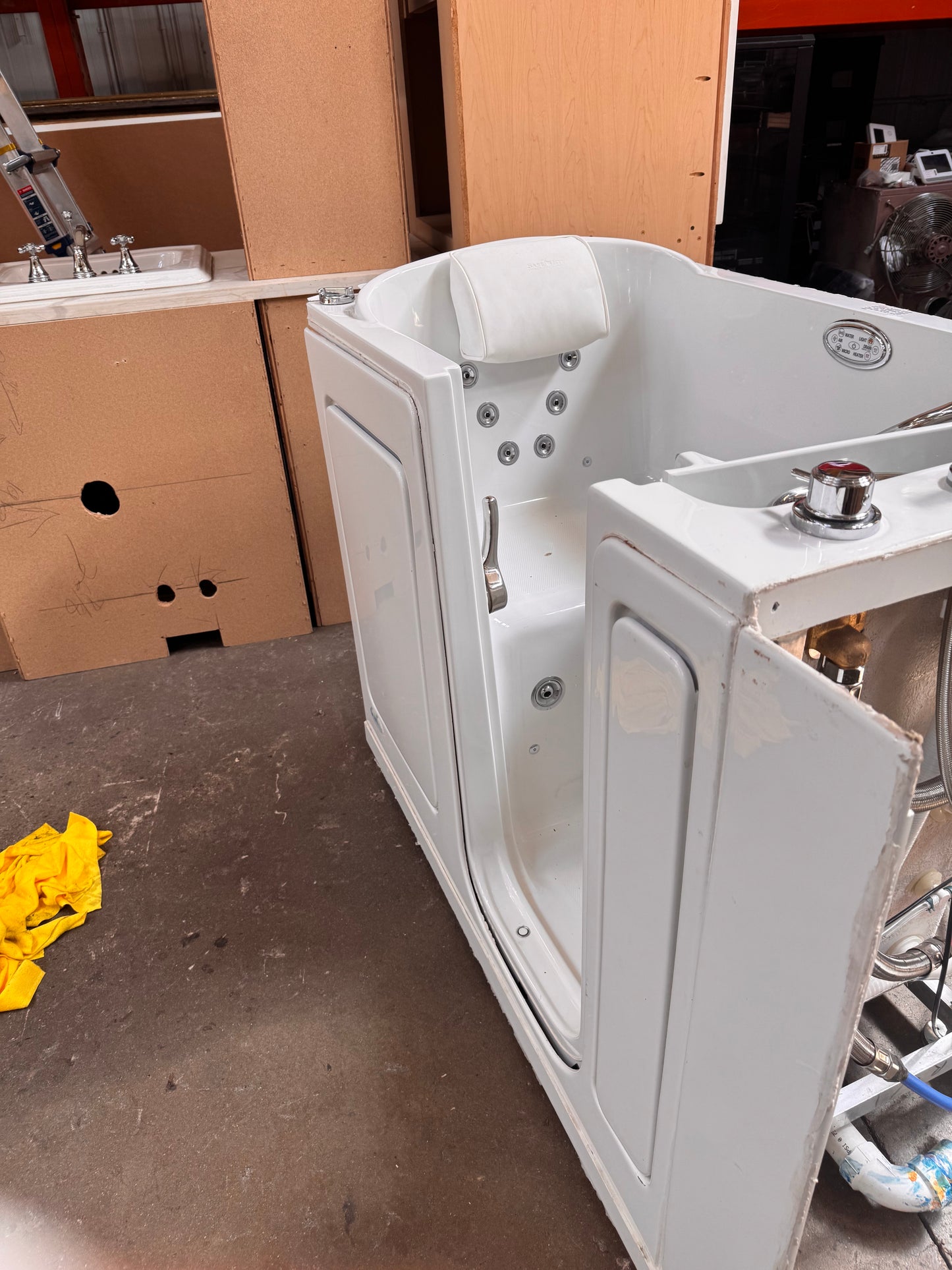 Reclaimed Safe Step Walk In Whirlpool Tub, Tested and Working