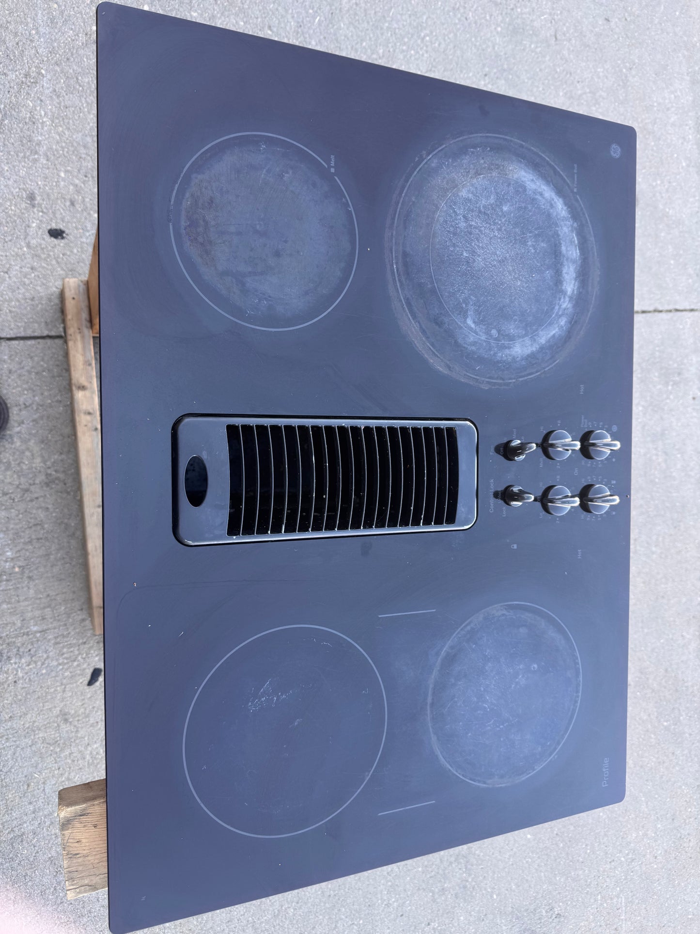 30in GE Profile Electric Downdraft Cooktop, Black