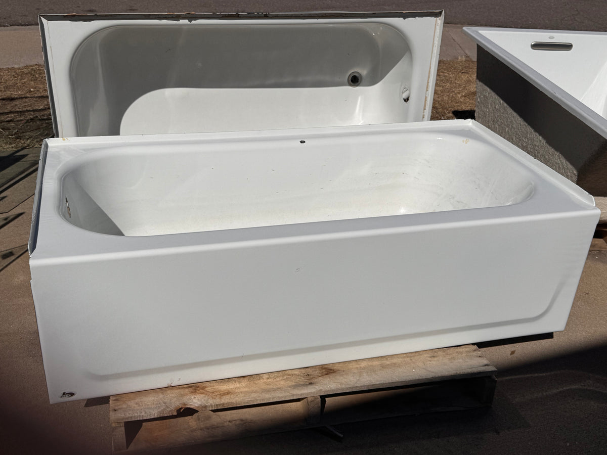 Bootz Maui Porcelain Enameled Steel Bathtub, 60x30