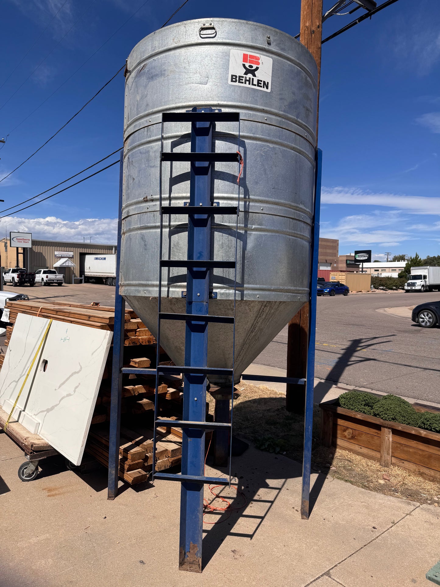 55" Diameter Reclaimed Behlen Galvanized Steel Bulk Bin / Hopper Silo