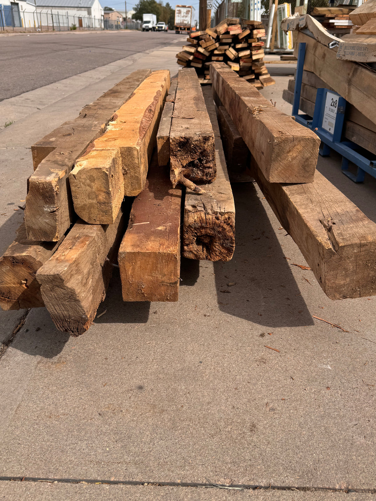 8-Piece Reclaimed 6x6 Post Bundle, 10ft Avg Length
