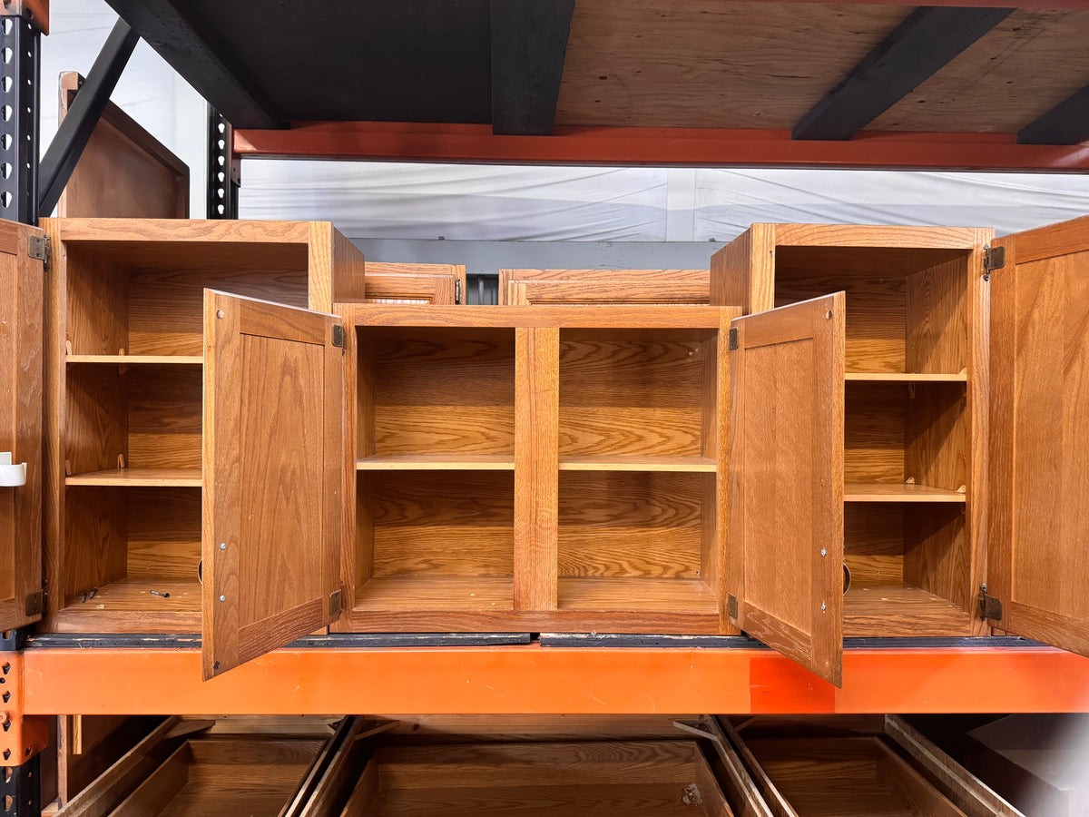 14.75ft Reclaimed Oak Kitchen Cabinet Set, 17-Piece Base and Upper
