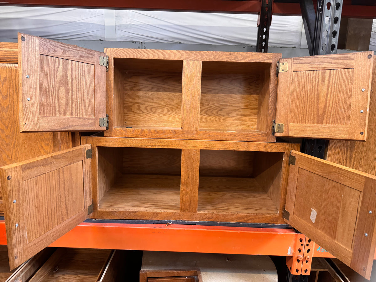 14.75ft Reclaimed Oak Kitchen Cabinet Set, 17-Piece Base and Upper