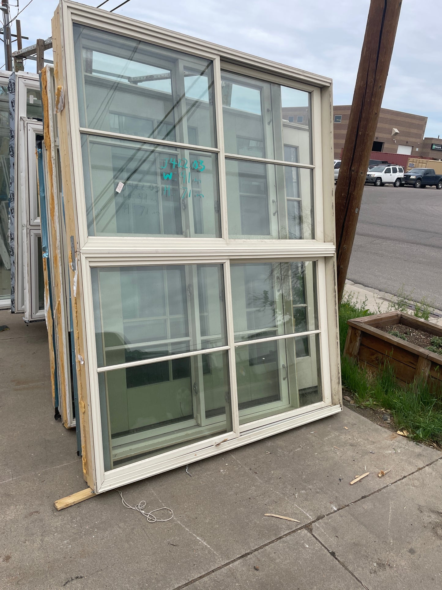 Pella 91x71 Wood Single Hung Window [#J422.03]