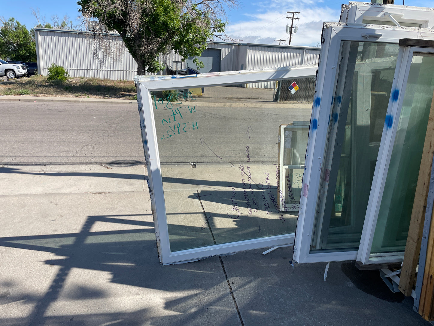 74x59.5 Casement Vinyl Window [#J428.01]