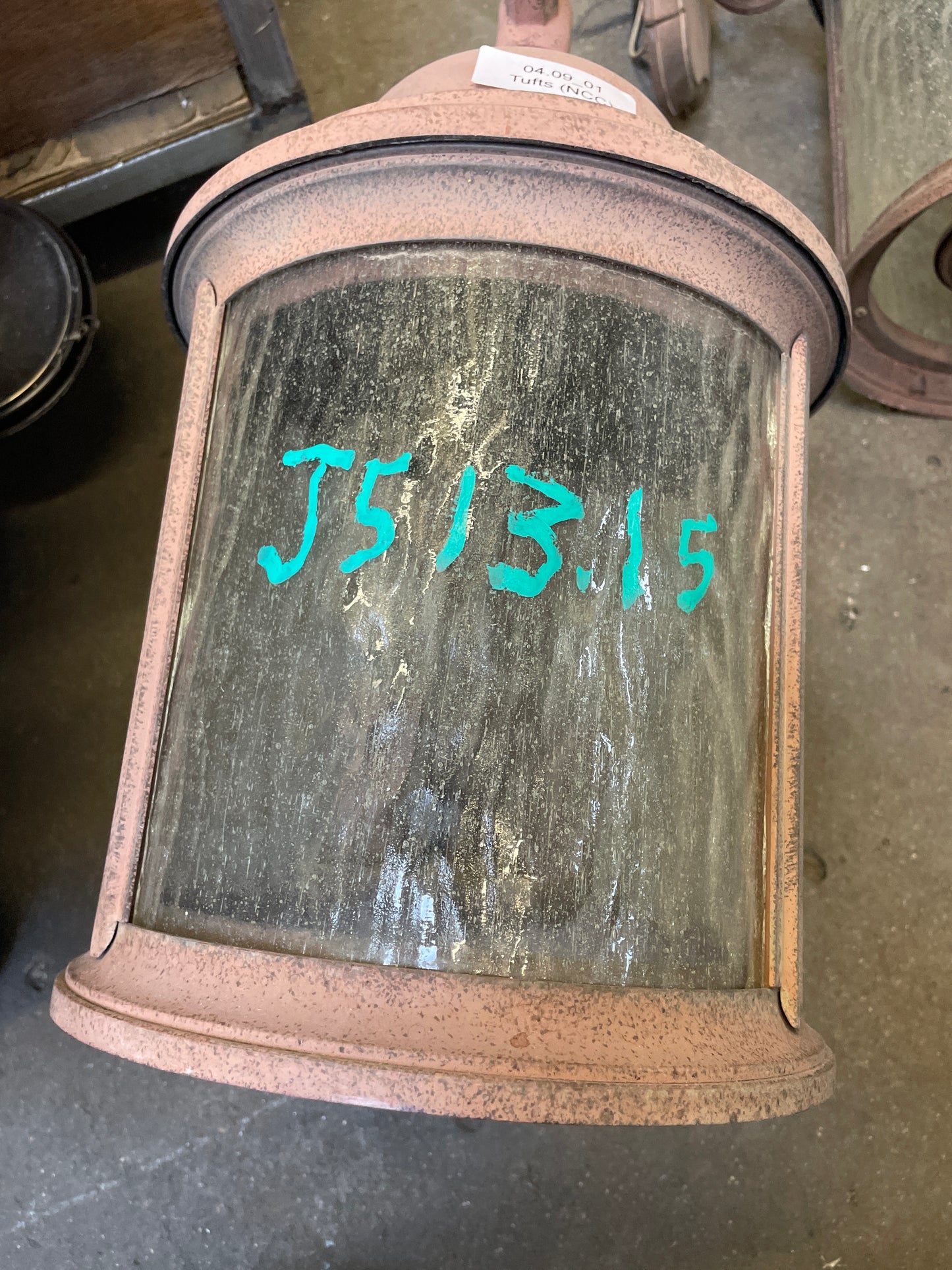 Large Rustic Outdoor Wall Lantern [#J513.15]