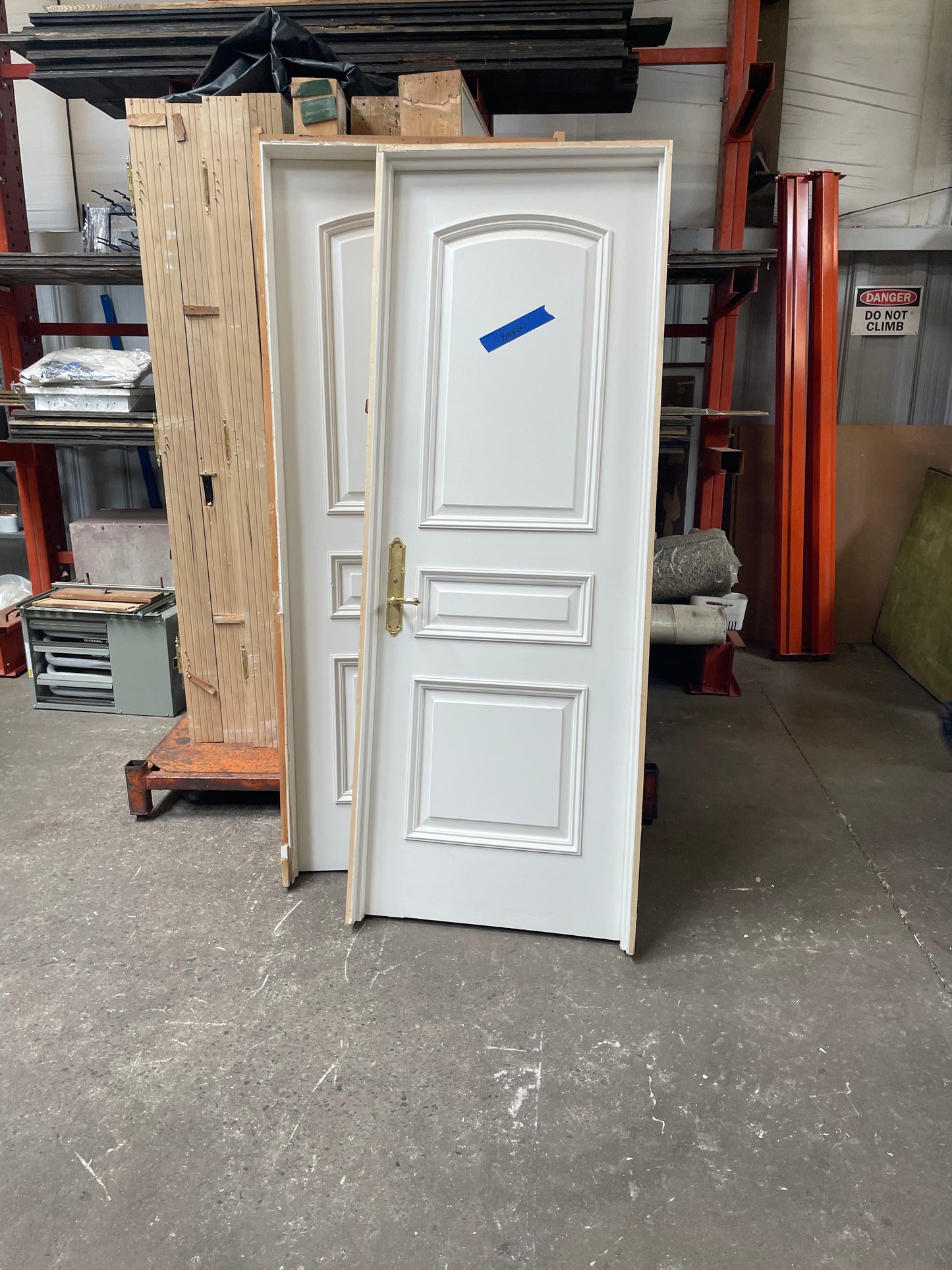 30x84 RHS Interior Solid 3 Panel Prehung Door, White [#J519.14]