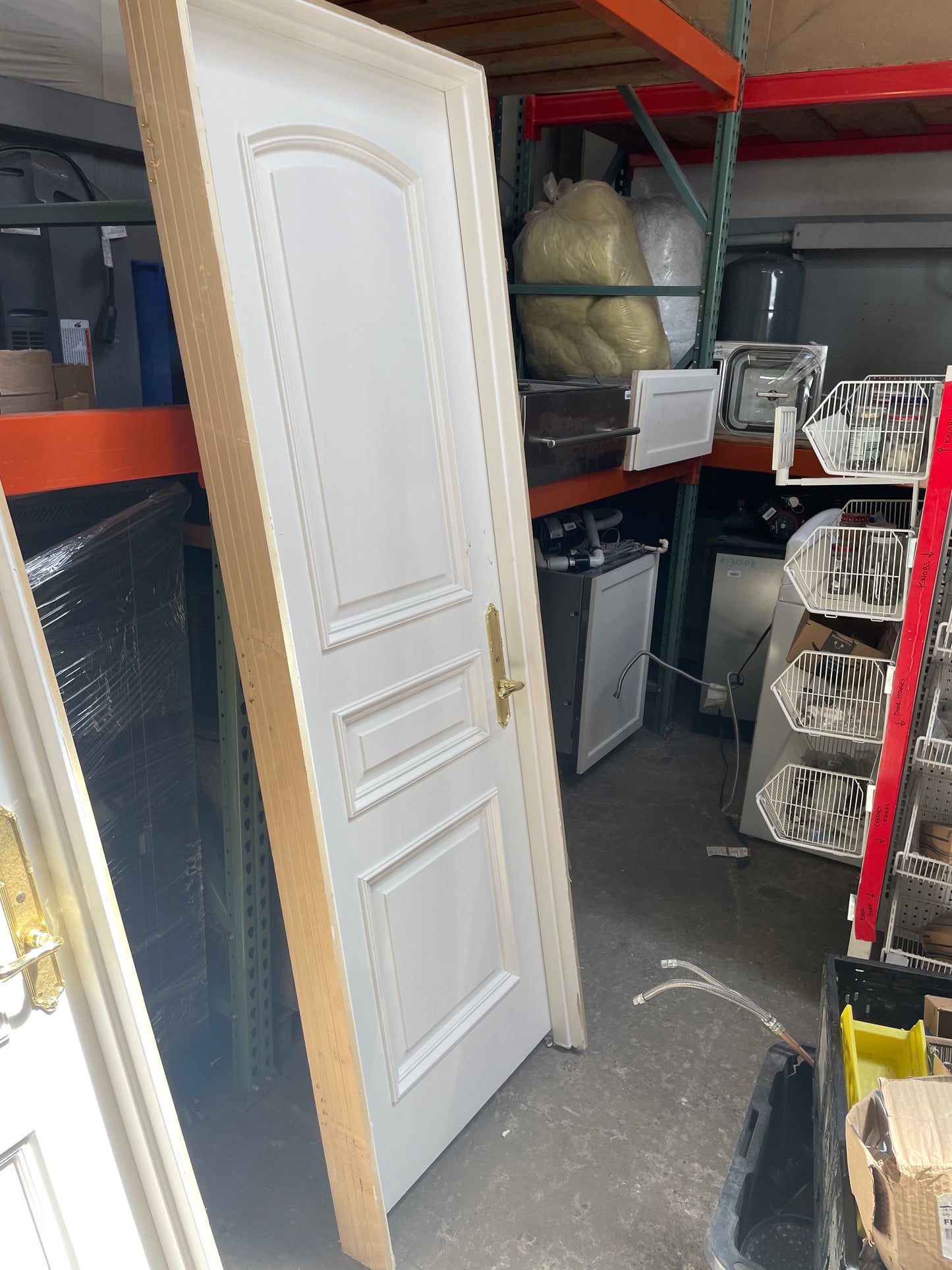28x83 LHS Interior Solid 3 Panel Prehung Door, White [#J526.12]