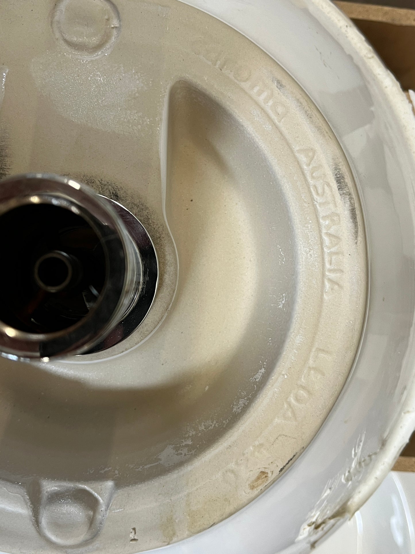 Caroma White Ceramic Vessel Sink [830.12]