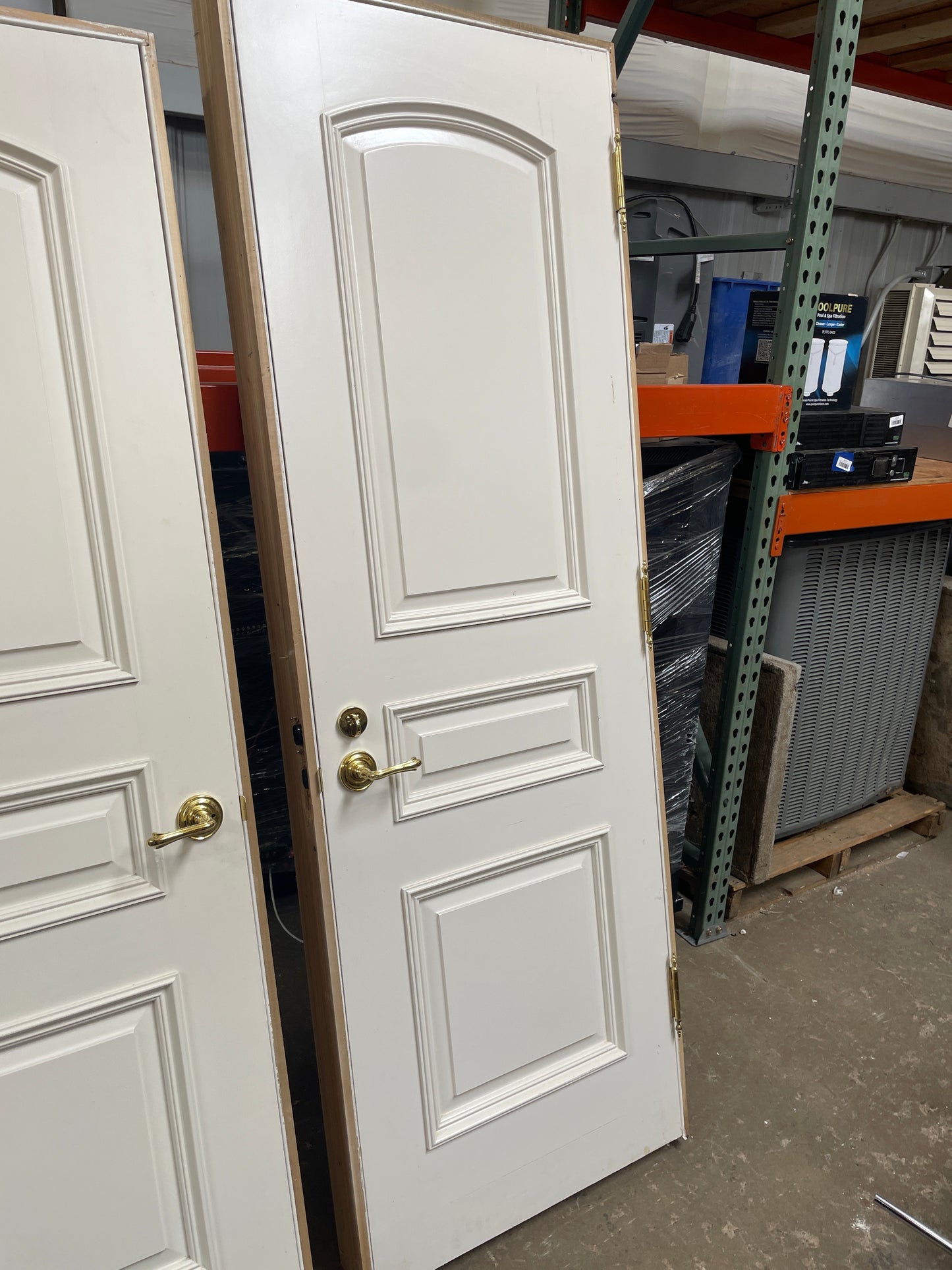 28x84 LHS Exterior Solid 3 Panel Prehung Door, White [#J527.08]