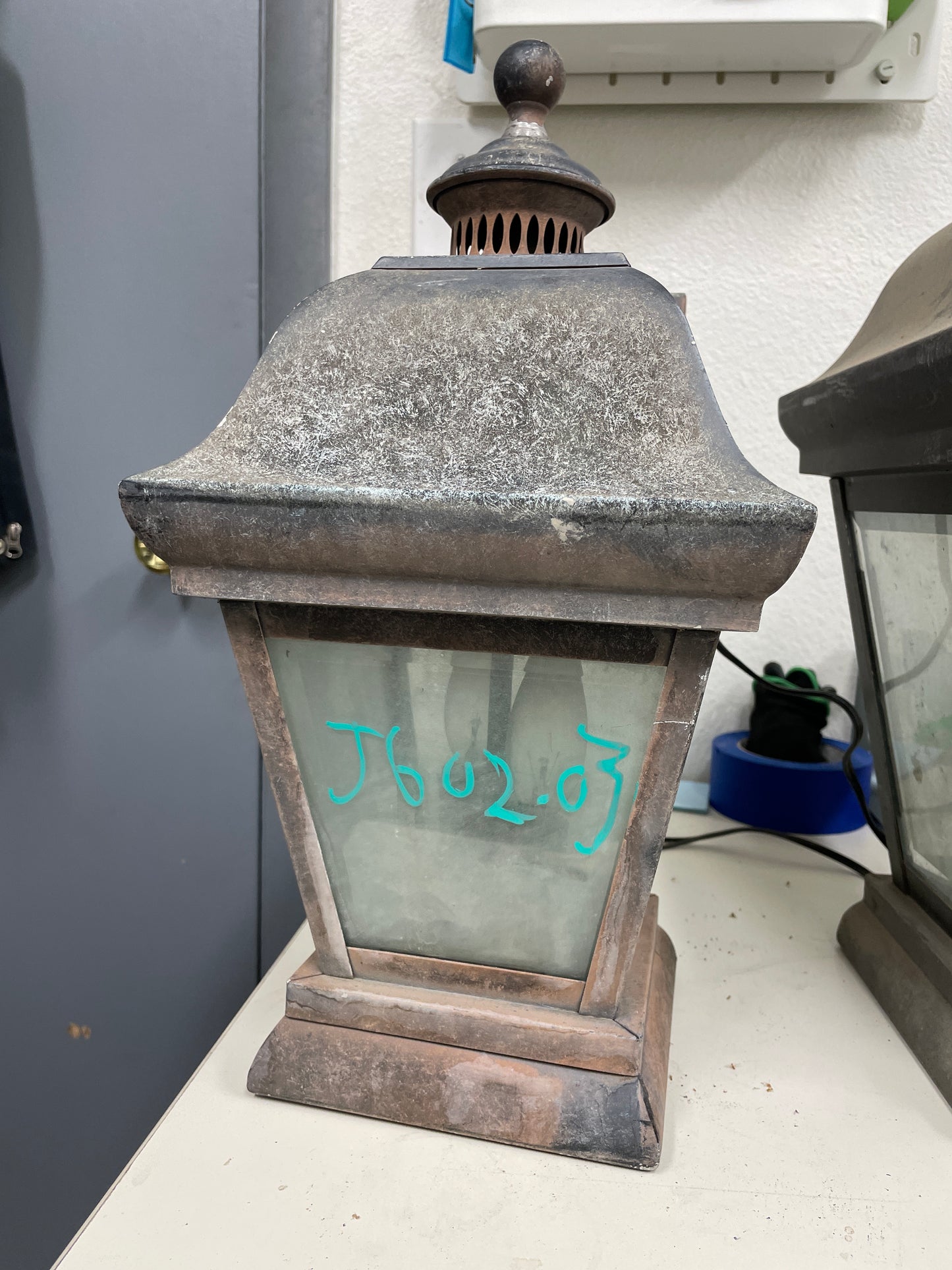 Outdoor Wall Lantern [#J602.03]