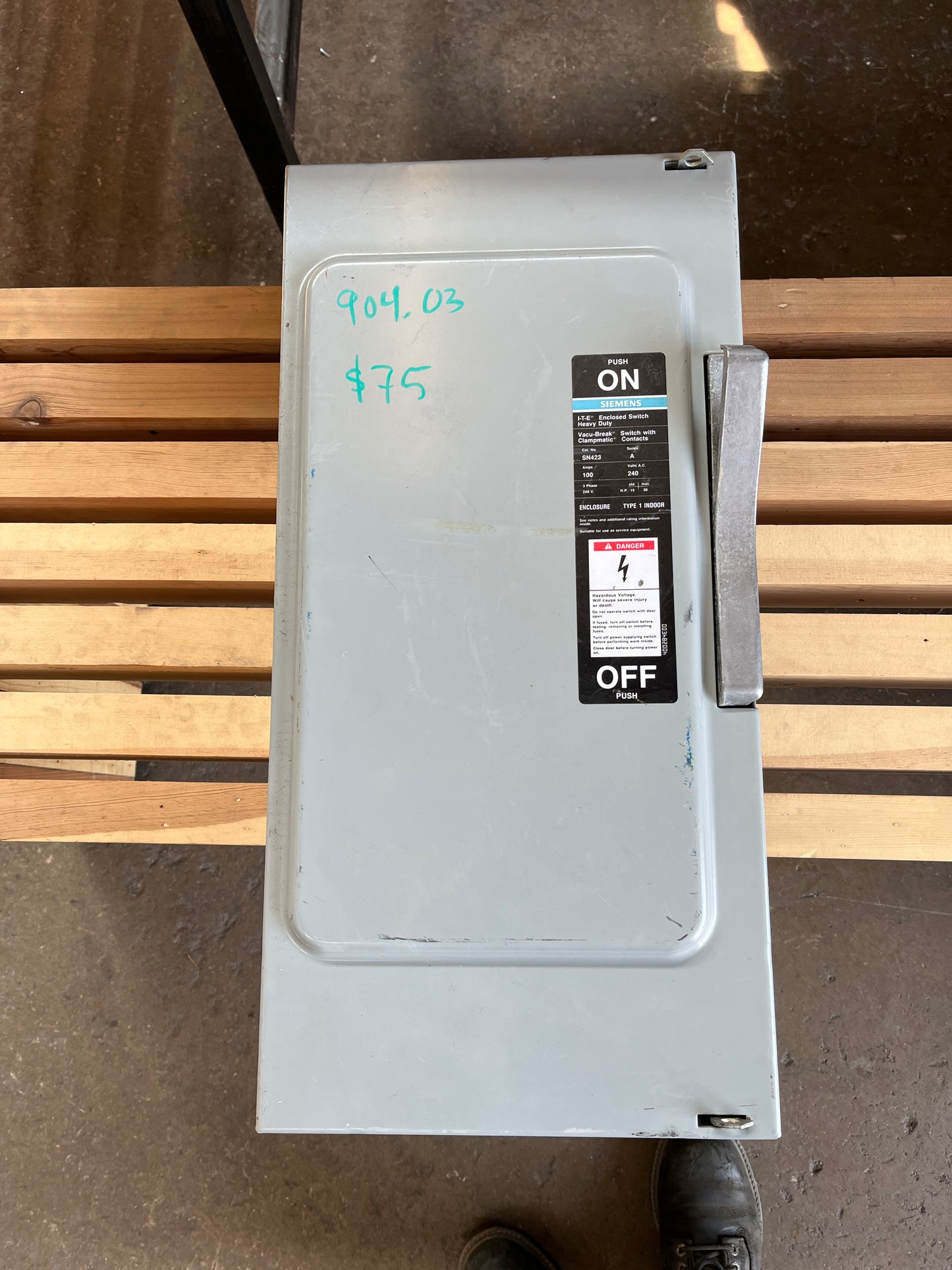 Siemens 100A Enclosure Box – Type 1, SN423 (Box Only) [904.03]