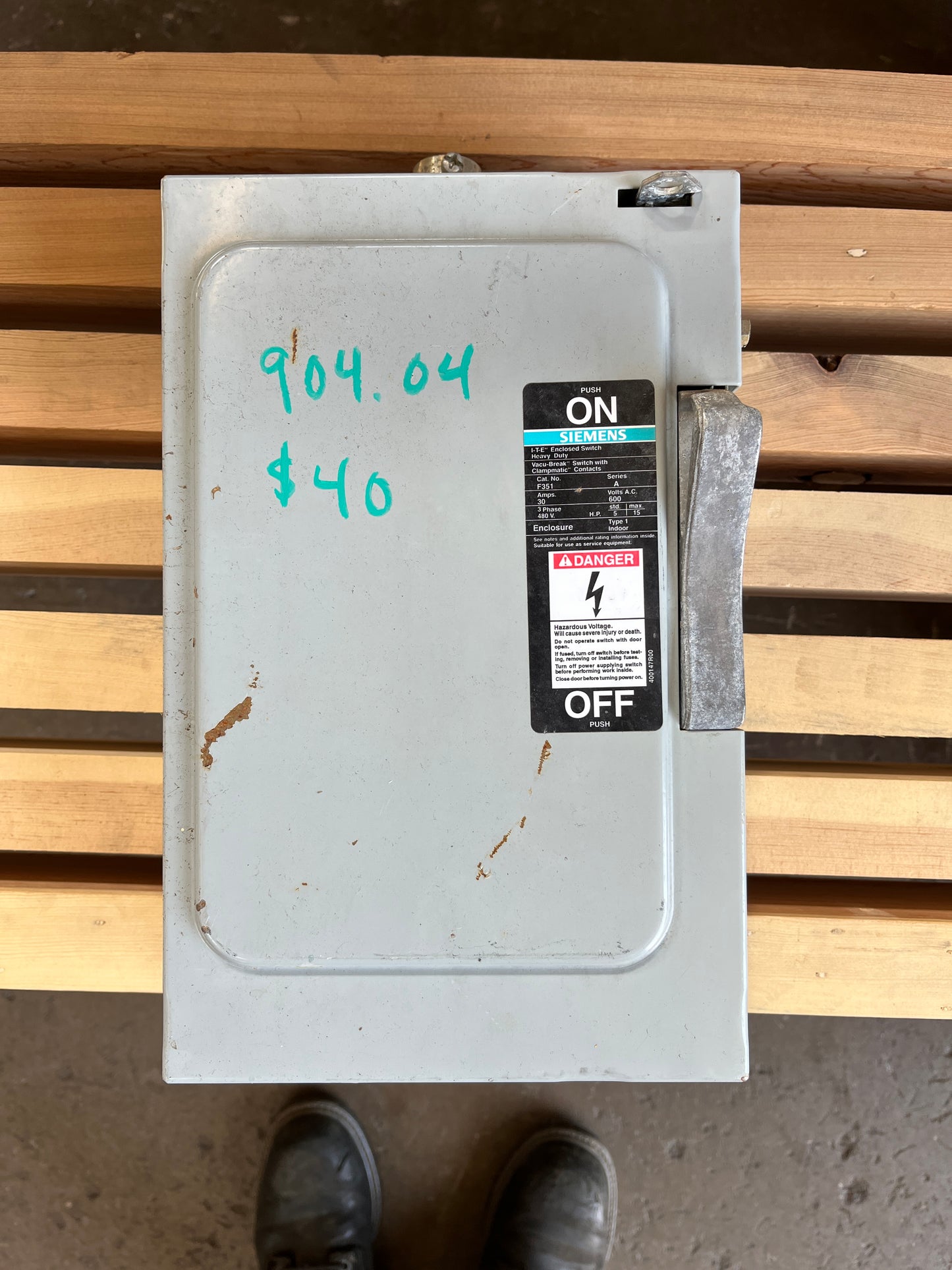 Siemens 100A Enclosure Box – Type 1, SN423 (Box Only) [904.04]