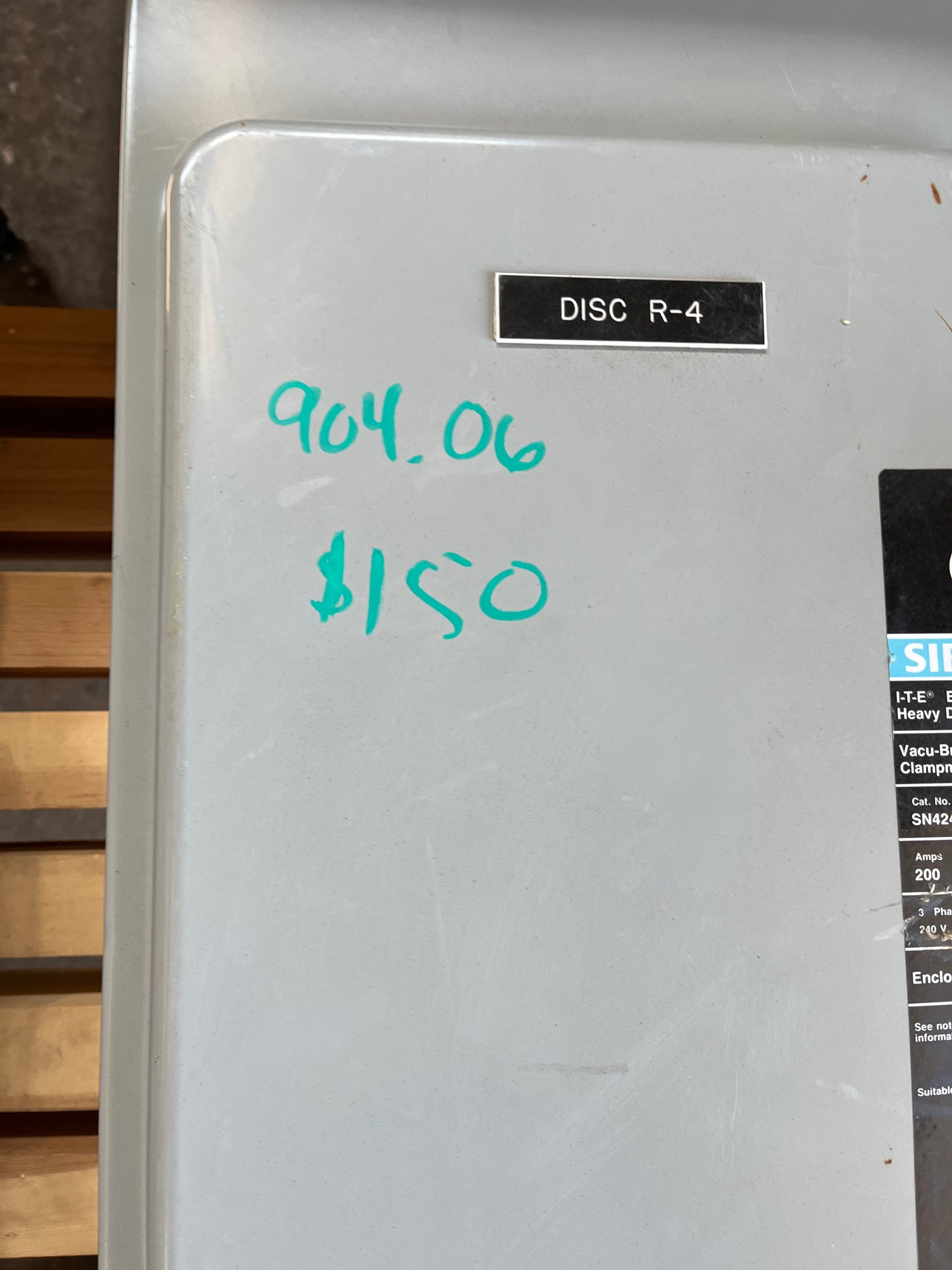 Siemens 200A Enclosure Box – Type 1, SN-424 [904.06]