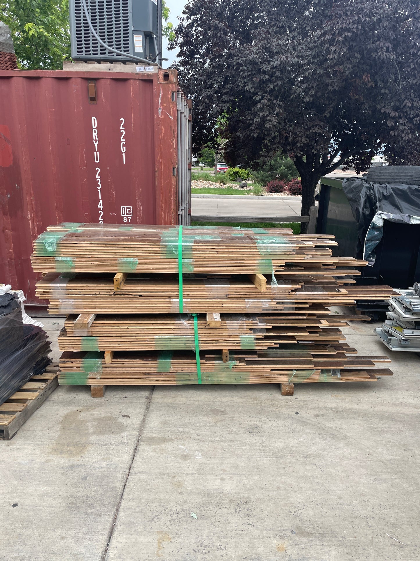 Oak Reclaimed Flooring, 3in, 700 sqft [#J603.09]
