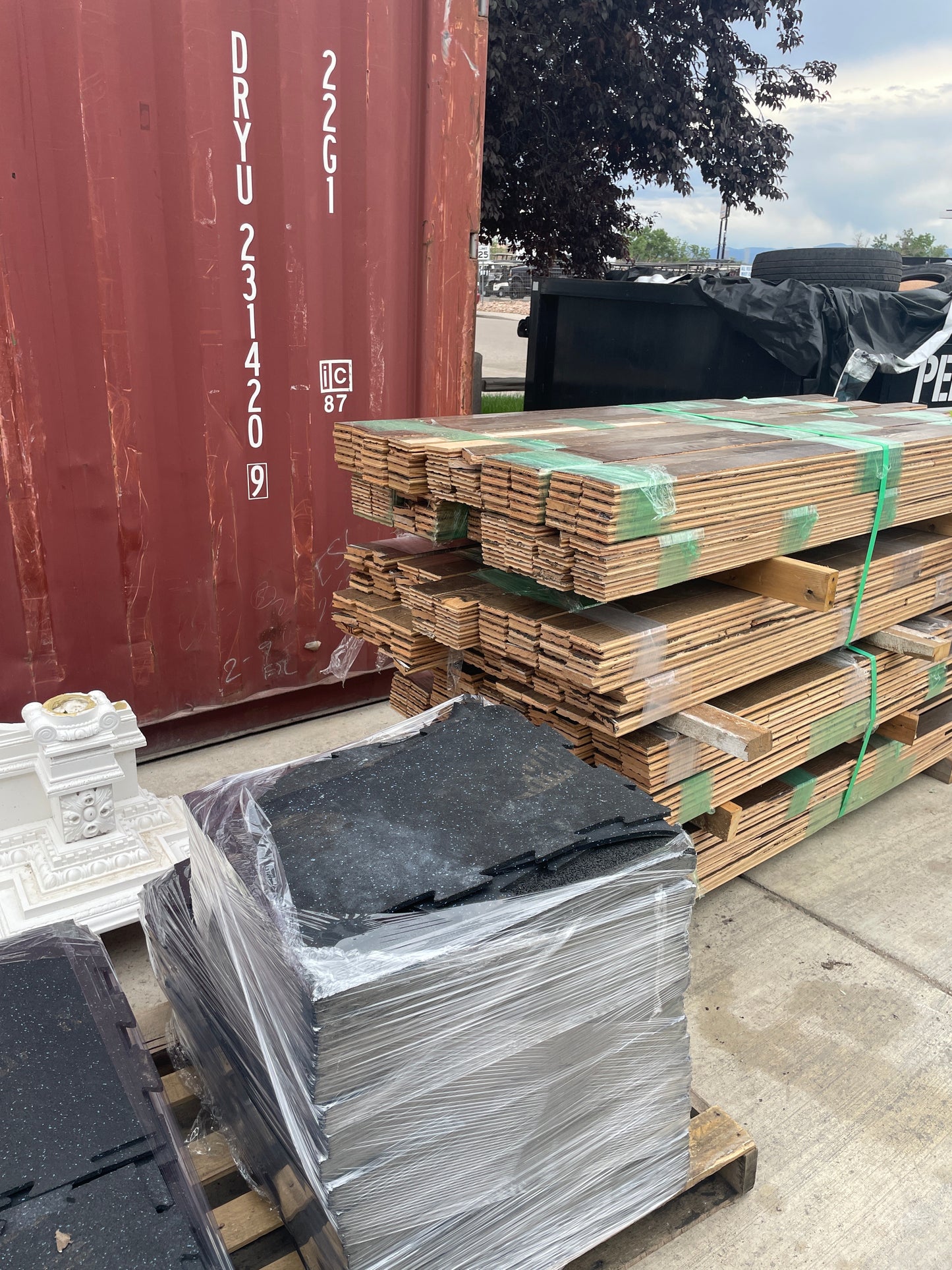 Oak Reclaimed Flooring, 3in, 700 sqft [#J603.09]