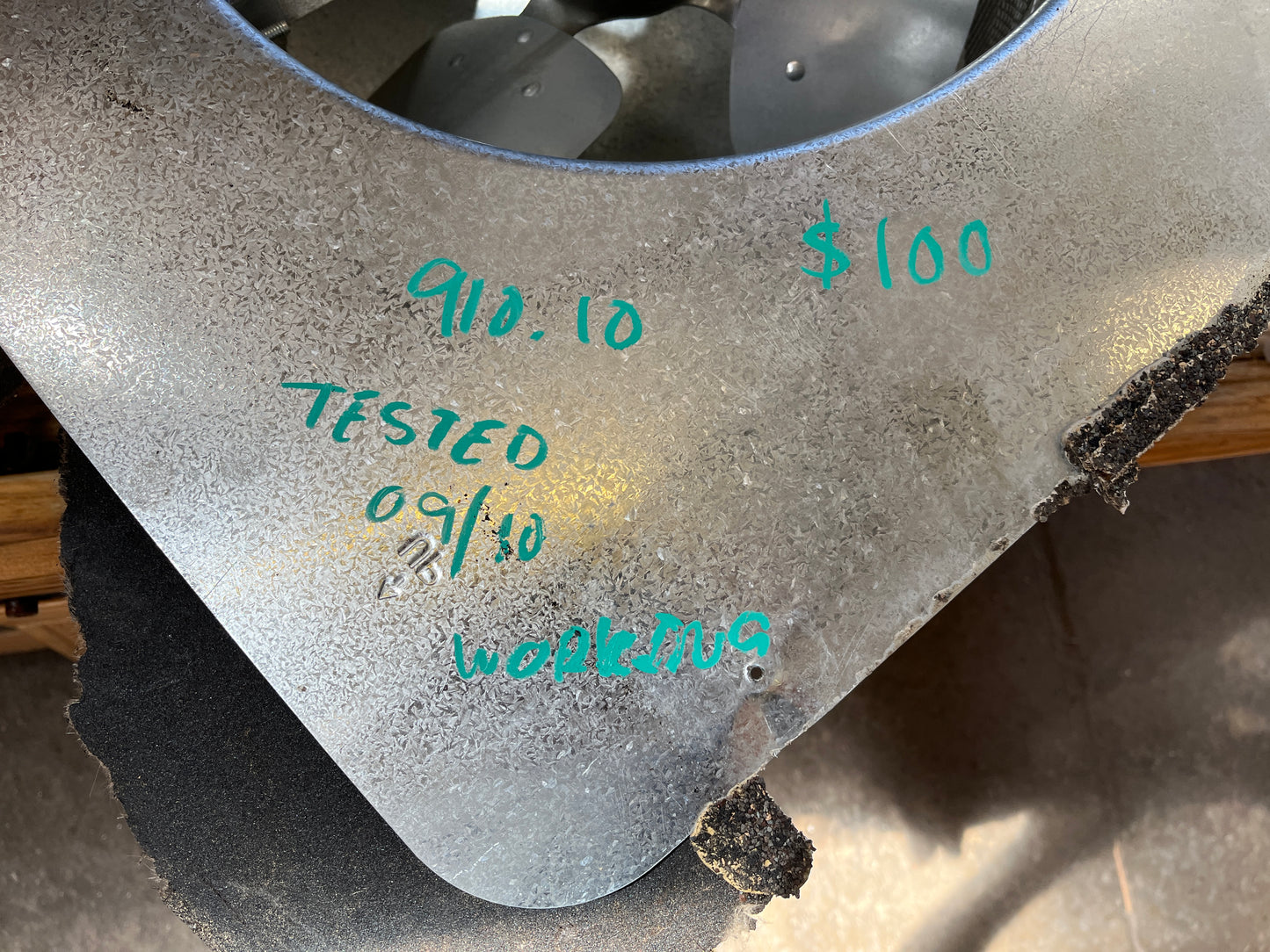 Master Flow ERV6 Electric Roof Vent Fan [910.10]