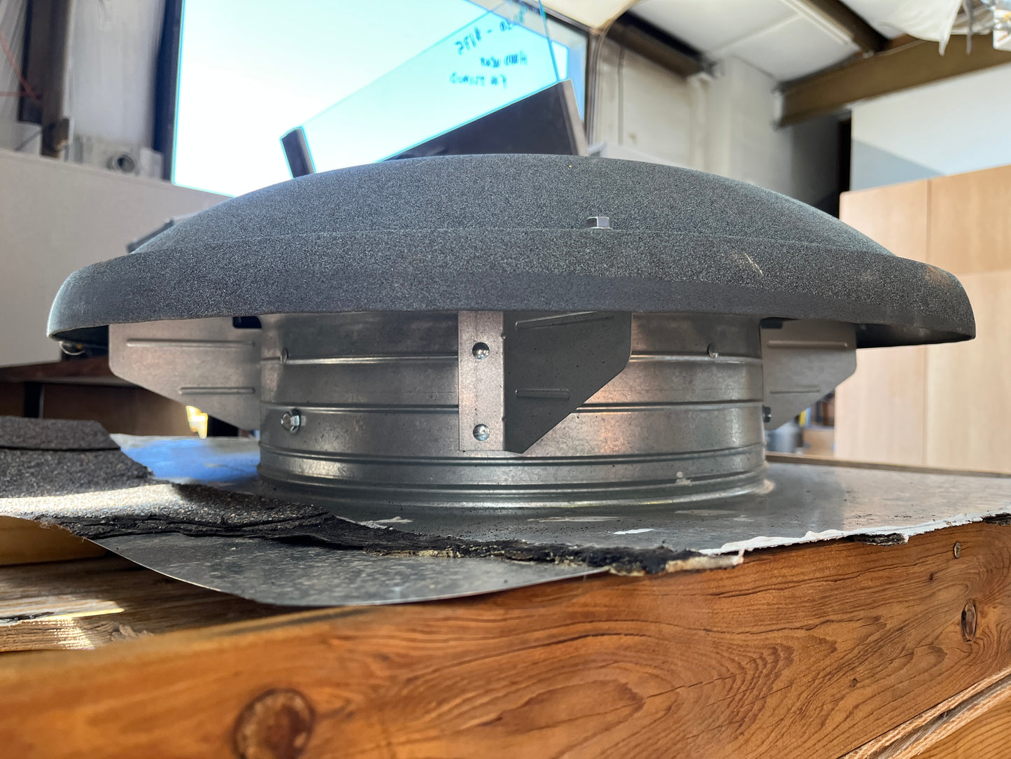 Master Flow ERV6 Electric Roof Vent Fan [910.10]