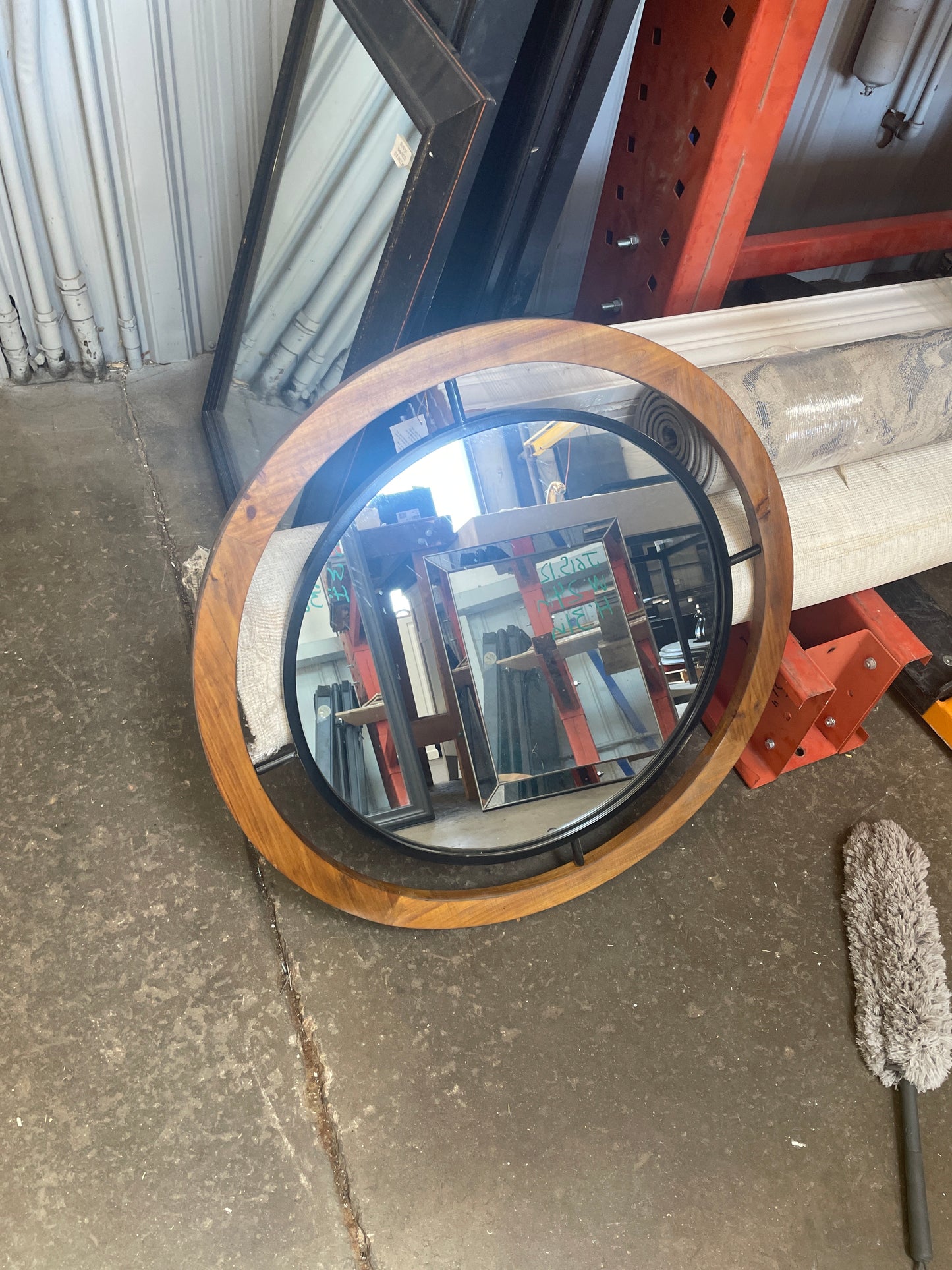 32in Round Wall Mirror, Natural Wood and Black Metal Frame [#J615.13]
