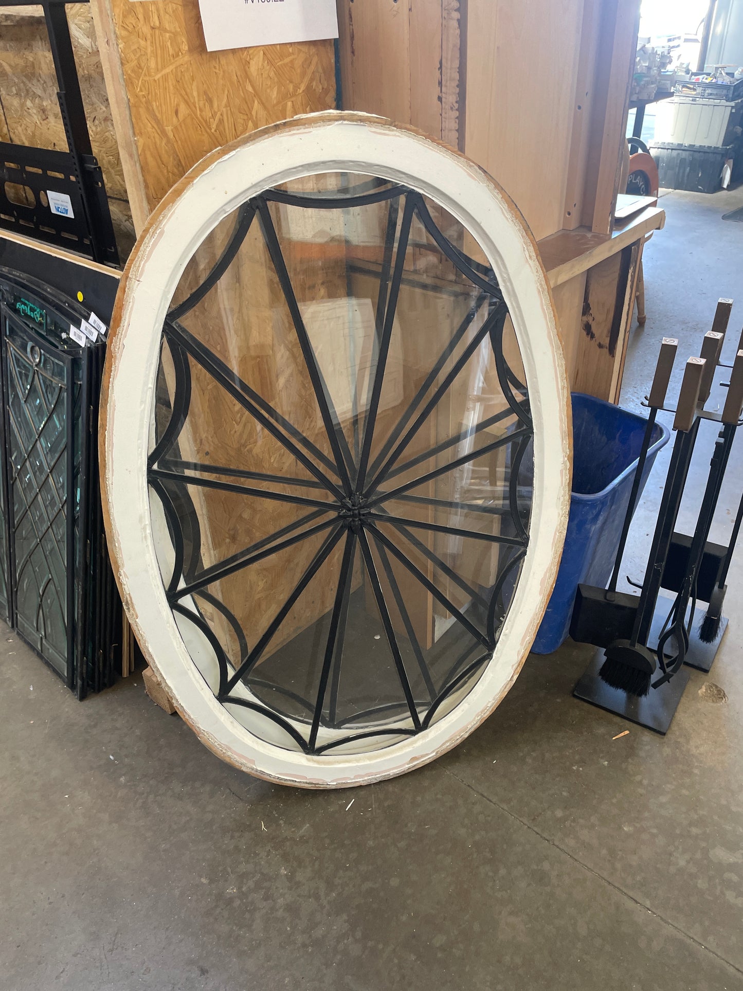 Oval Fixed Wood Window, Decorative Grille [#J616.02]