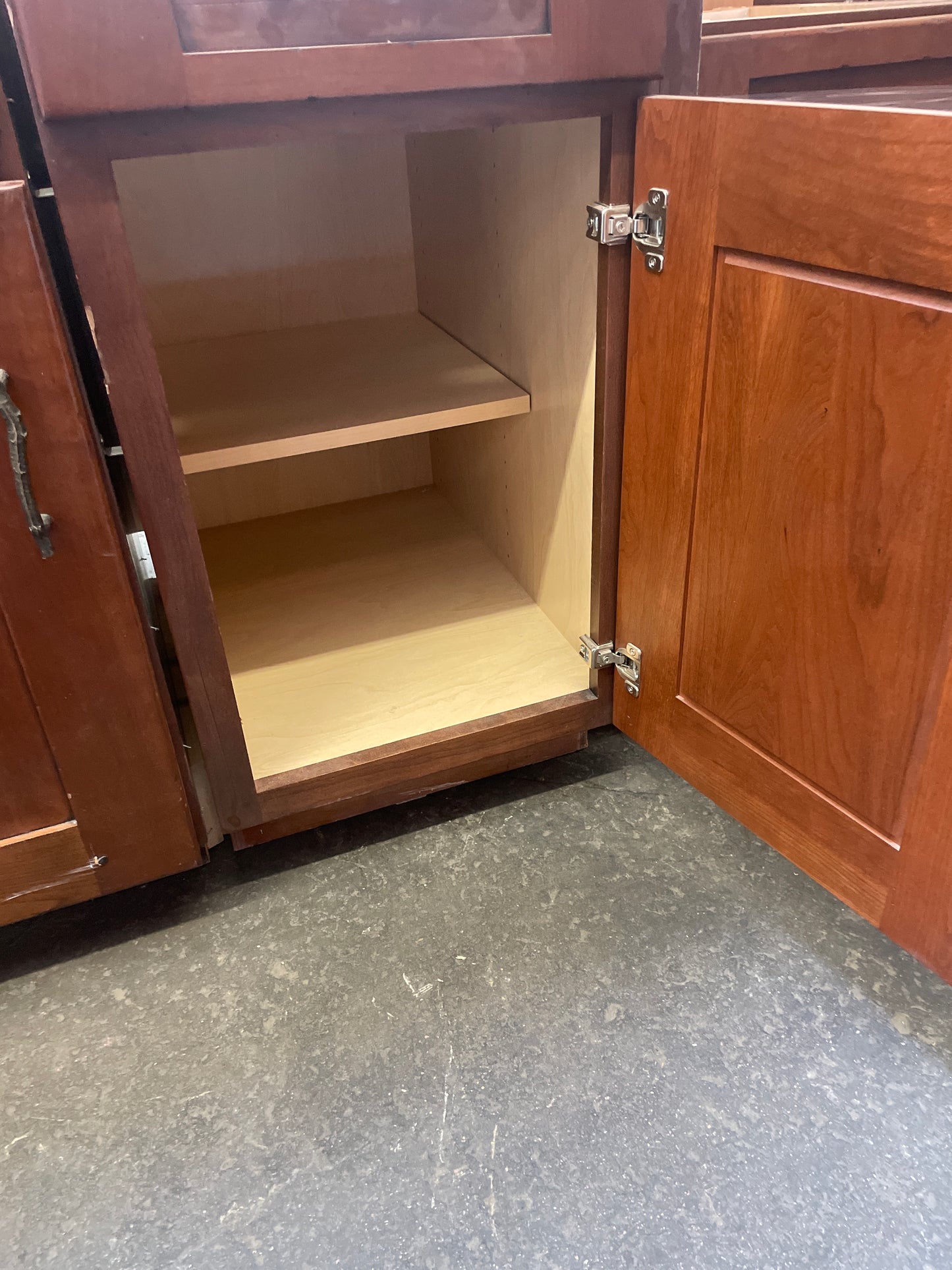 16.5in Base Cabinet, Wood Finish [#J616.07]