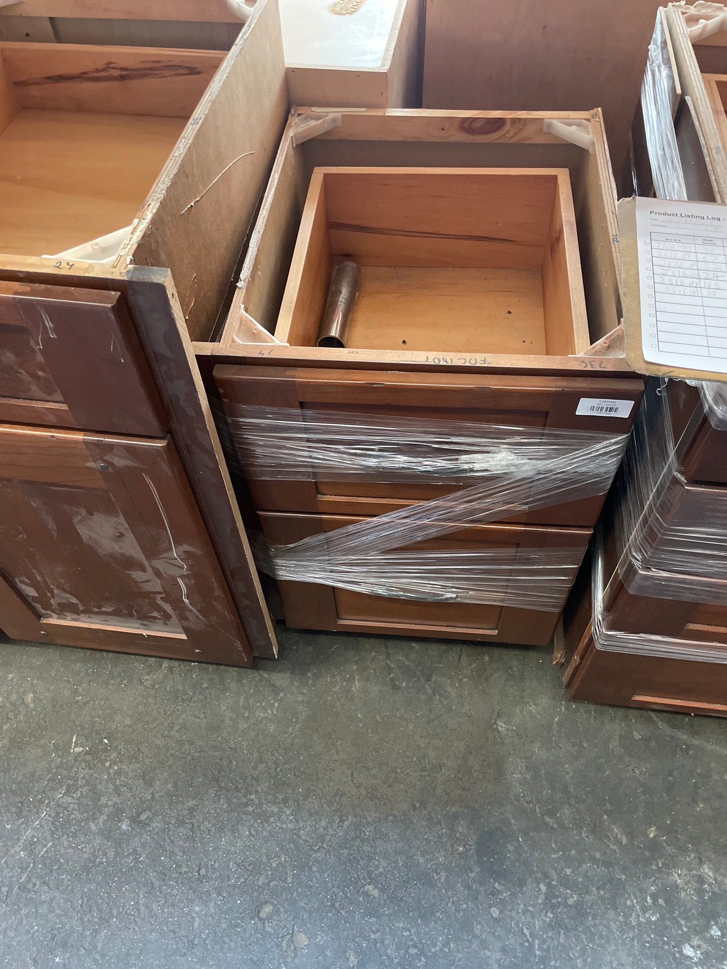 19in Base Cabinet, Wood Finish [#J616.08]