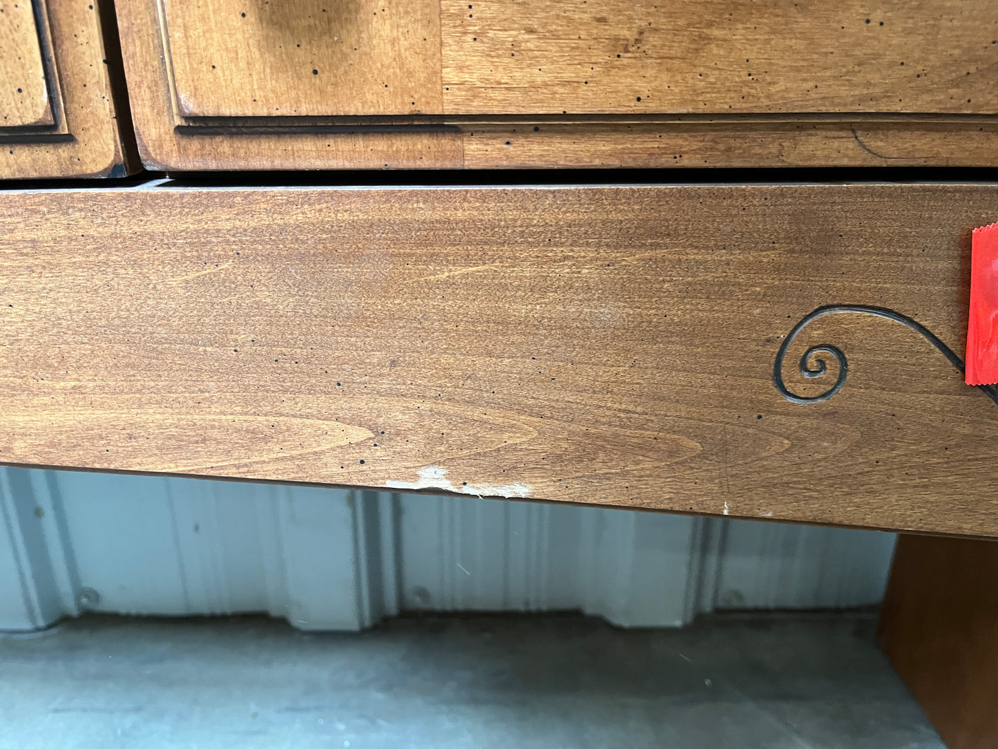 Glass Door Display Cabinet [913.10]