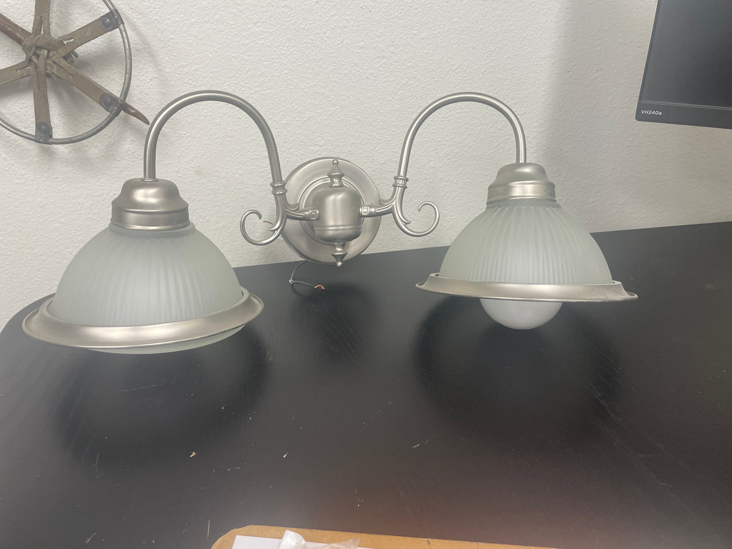 2-Light Wall Sconce, Brushed Nickel [#J623.02]