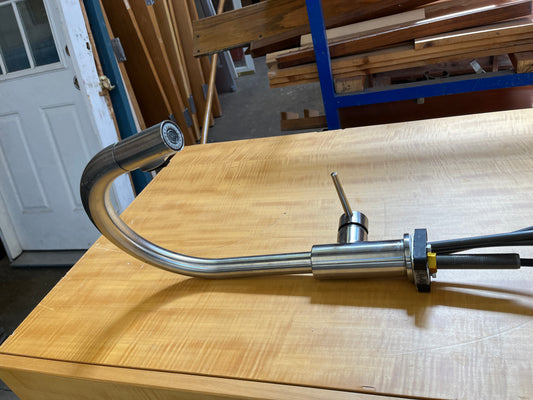 Delta Trinsic Single-Handle Pull-Down Kitchen Faucet [915.05]