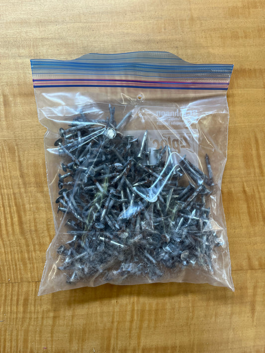 1-1/4 in. Flat Head Smooth Shank Roofing Nails - 1lb ~196pcs  [1002.58]