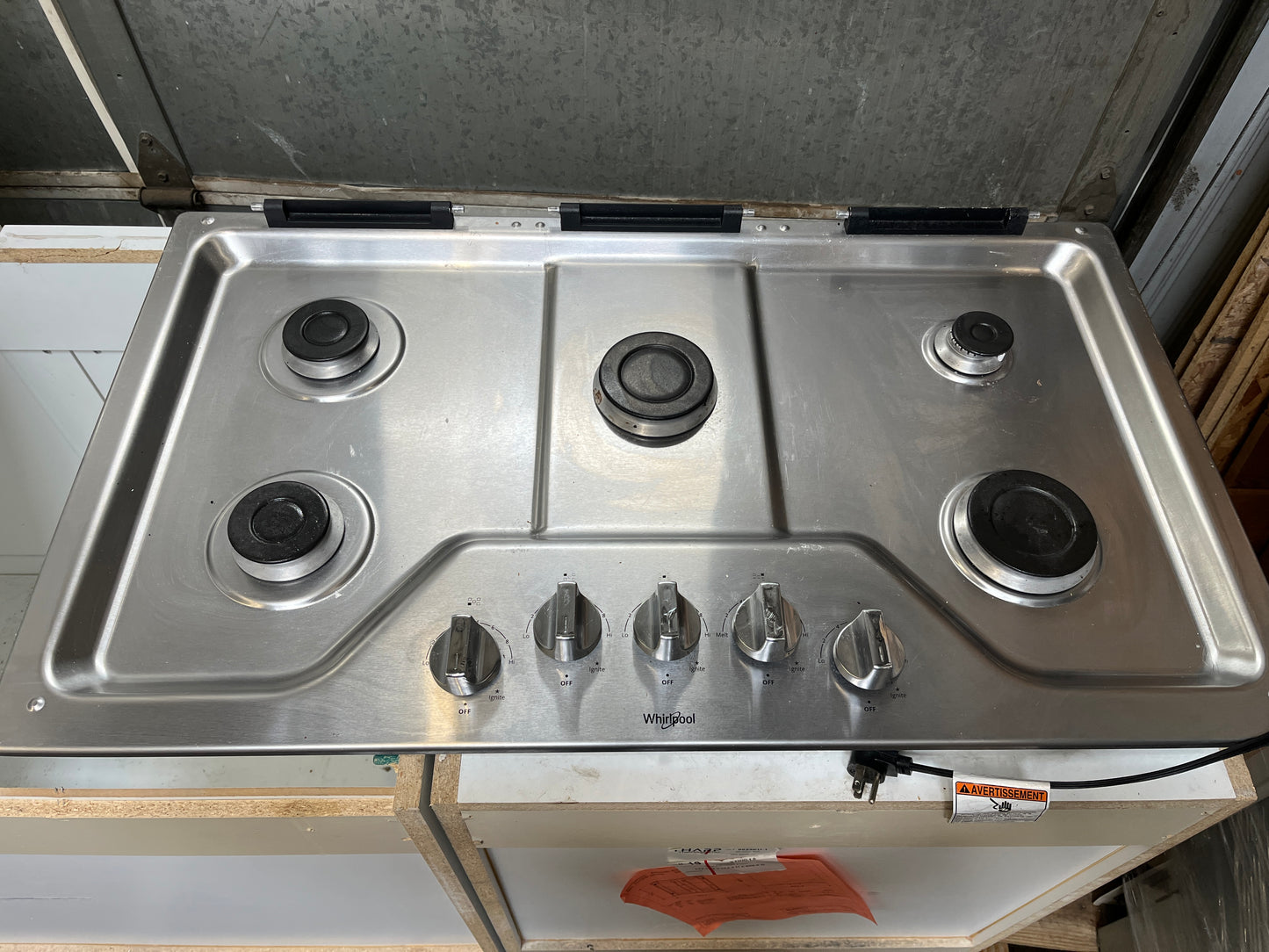 Whirlpool 36" 5-Burner Gas Cooktop [923.07]