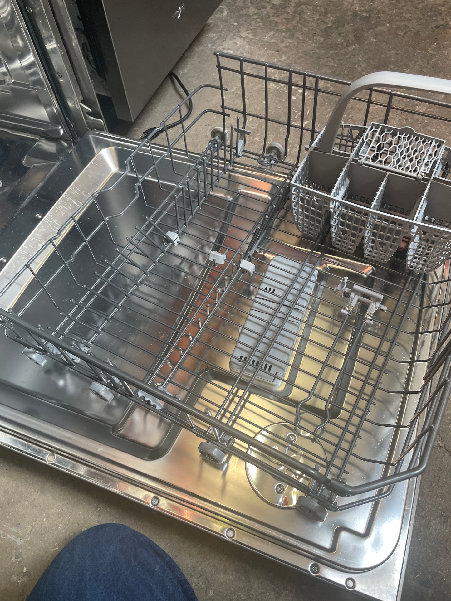 Electrolux 24in Built-In Dishwasher, Stainless Steel