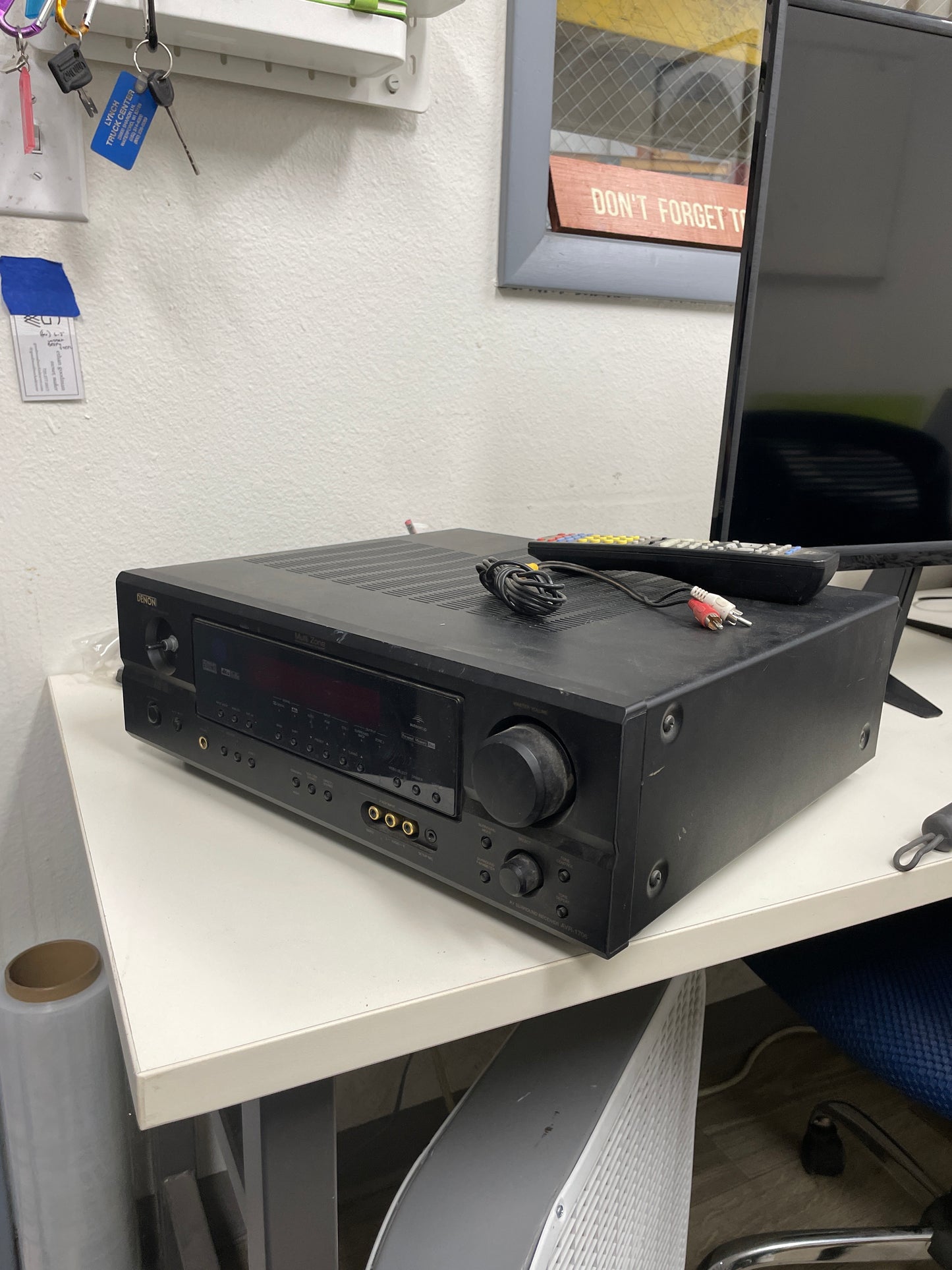 Denon AVR-1706 Audio Video Receiver, 120V