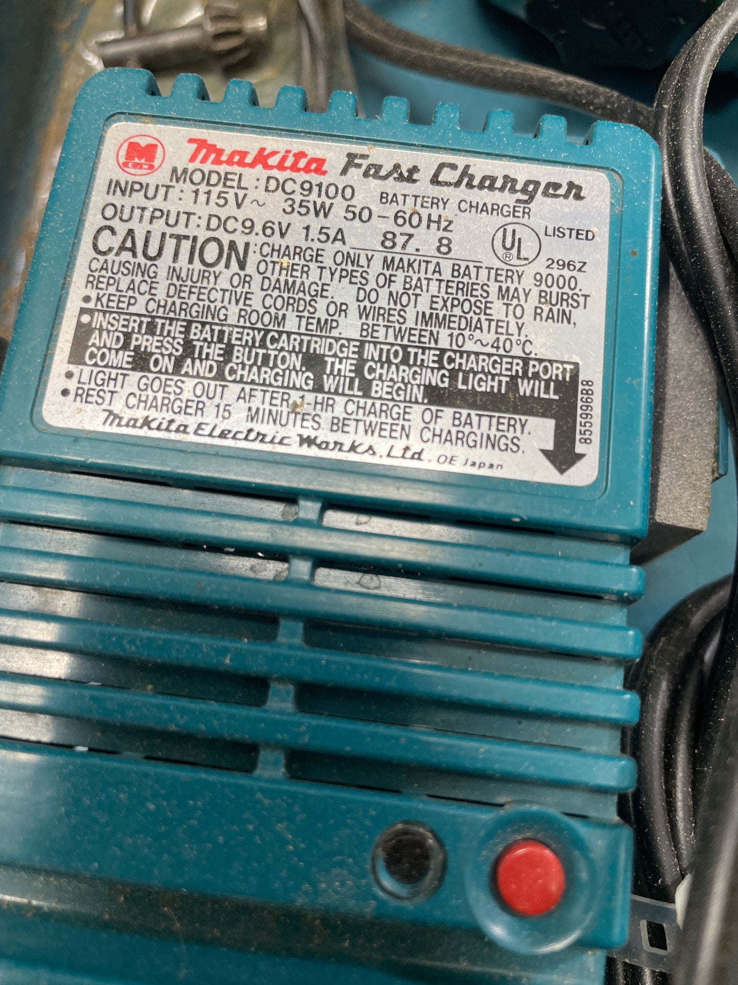 Makita 9.6V Cordless Drill Kit, Model 6012HD