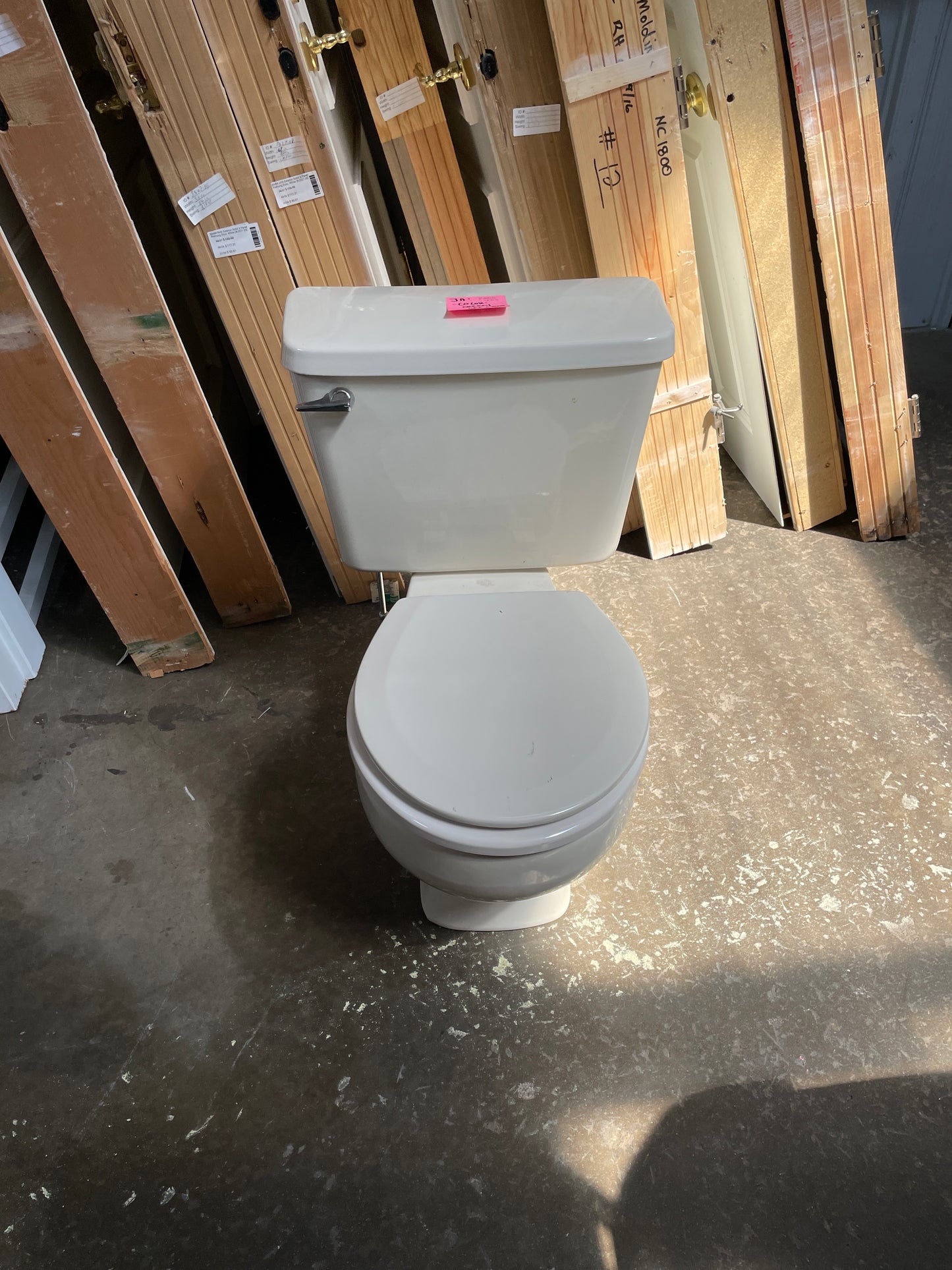 Round Two-Piece Single Flush Toilet, Biscuit [#J803.11]