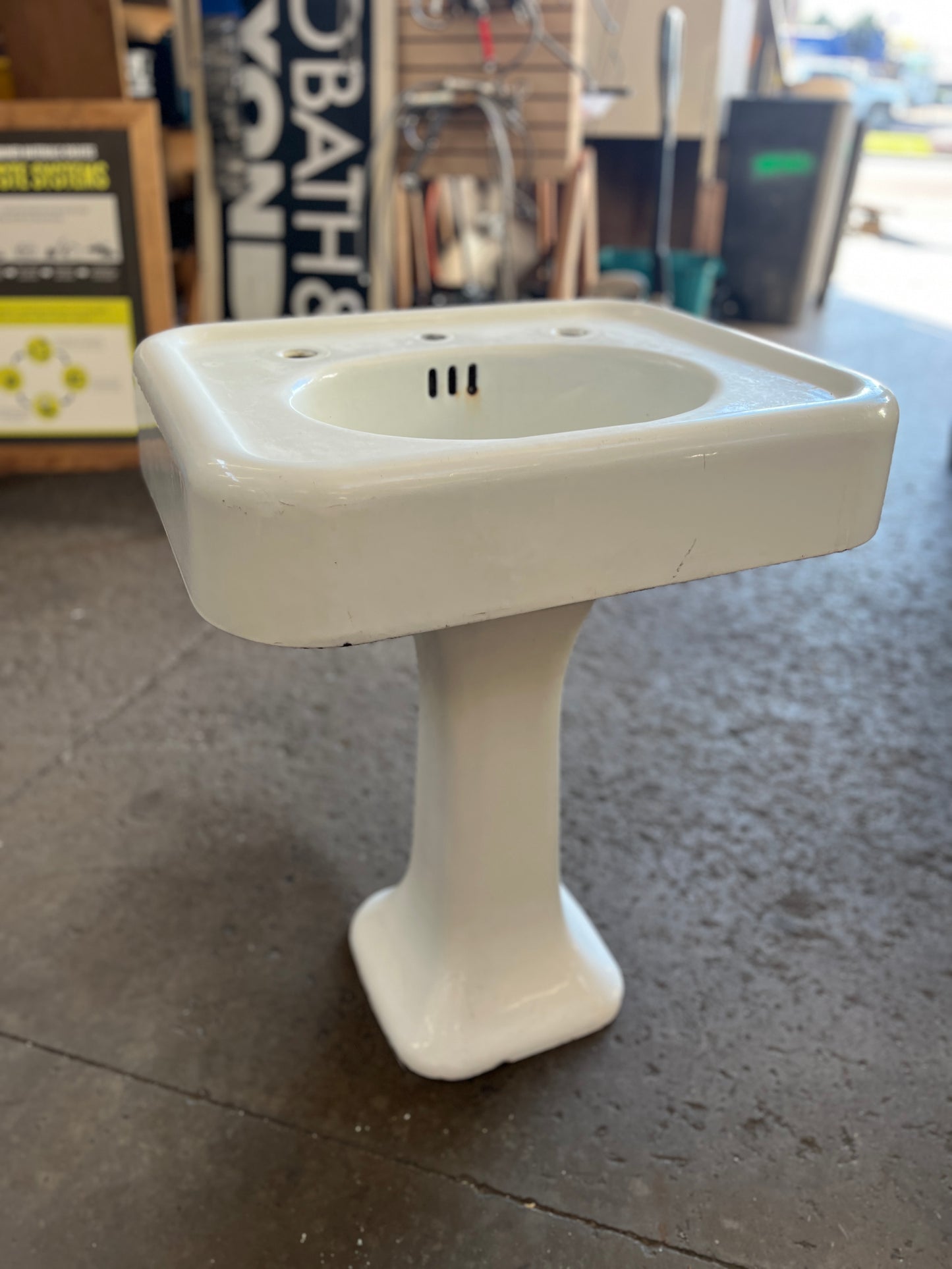 Vintage Cast Iron Pedestal Sink [1016.02]