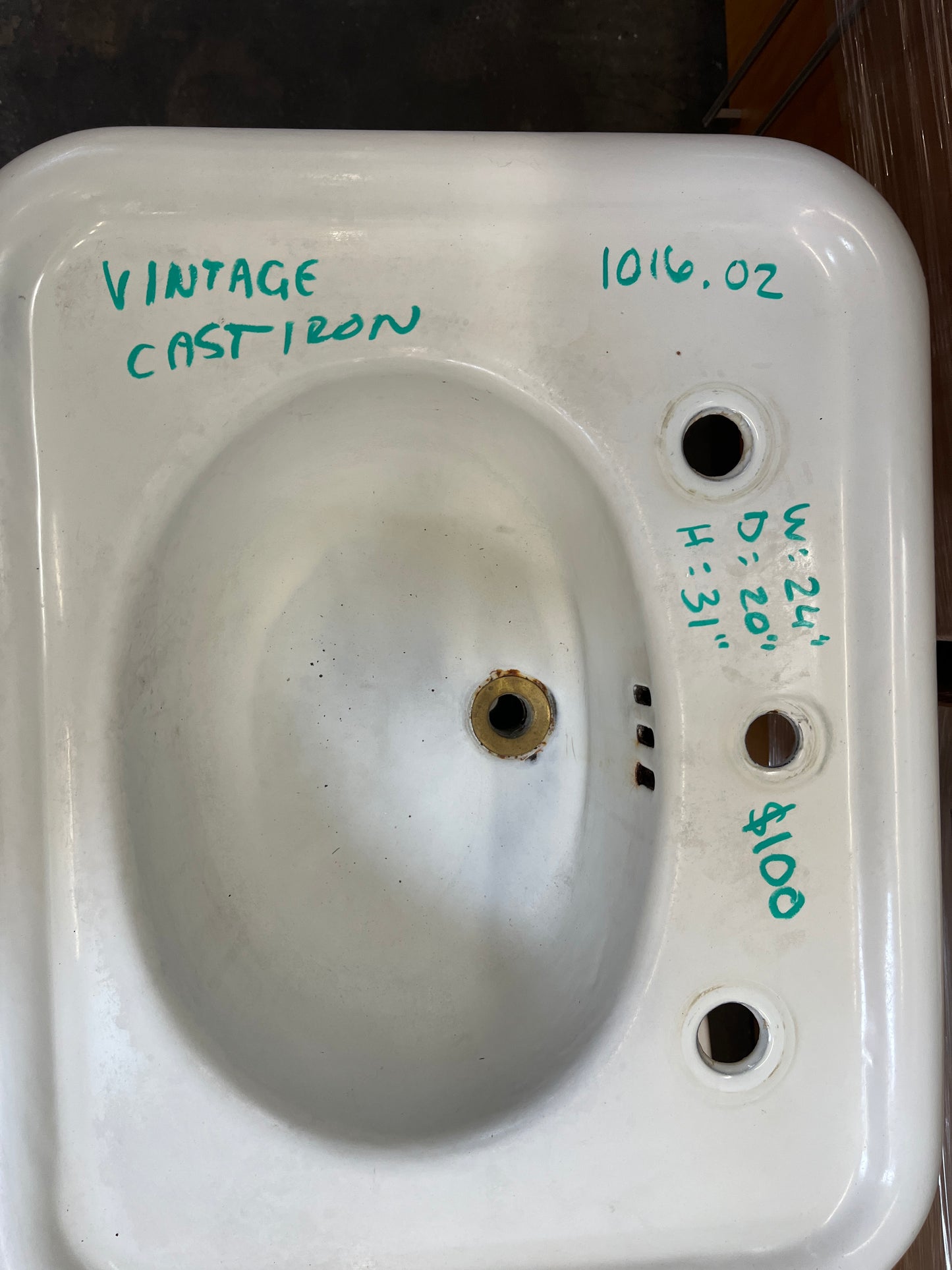 Vintage Cast Iron Pedestal Sink [1016.02]