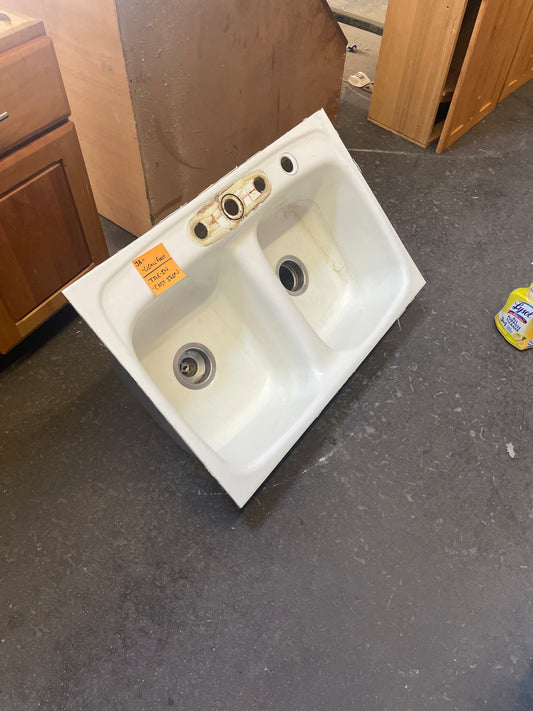32x21 Reclaimed Cast Iron Tile-In Kitchen Sink, White