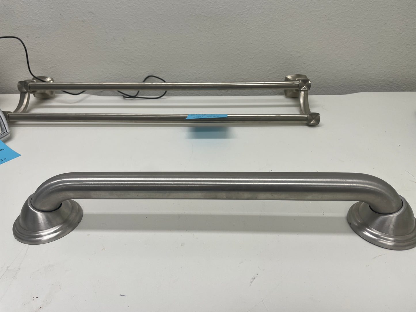 Reclaimed 16in Brushed Nickel Grab Bar