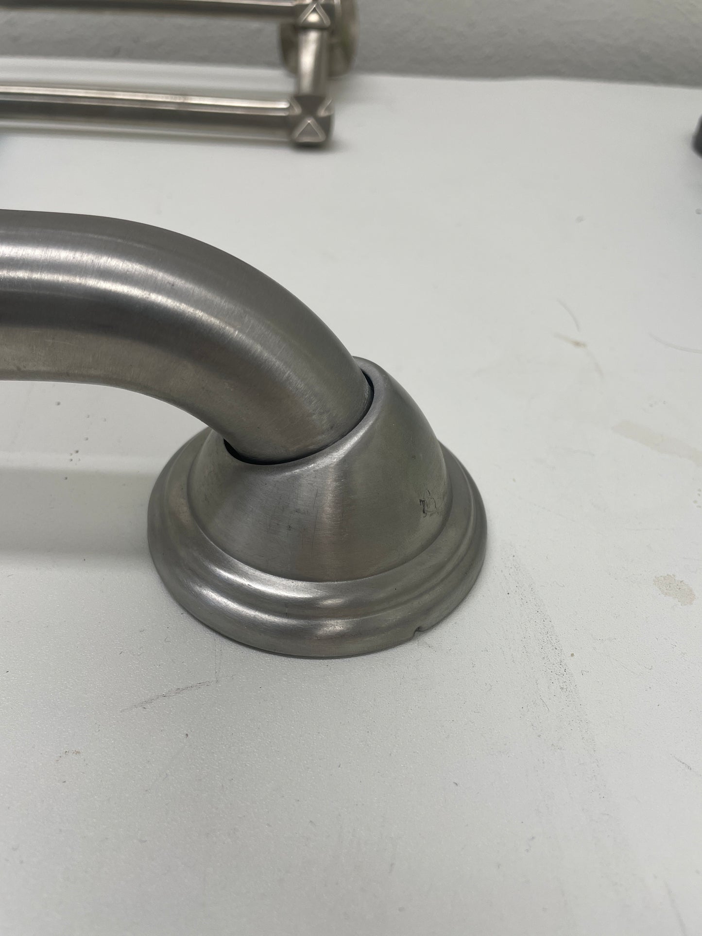 Reclaimed 16in Brushed Nickel Grab Bar