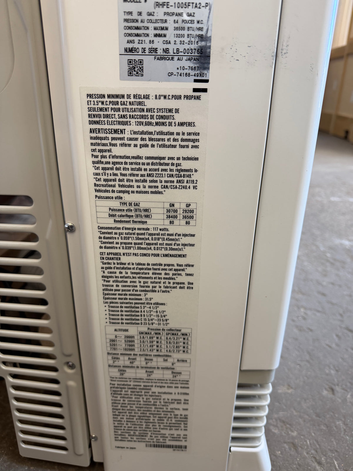Reclaimed Rinnai 36,500 BTU Propane Direct Vent Wall Furnace