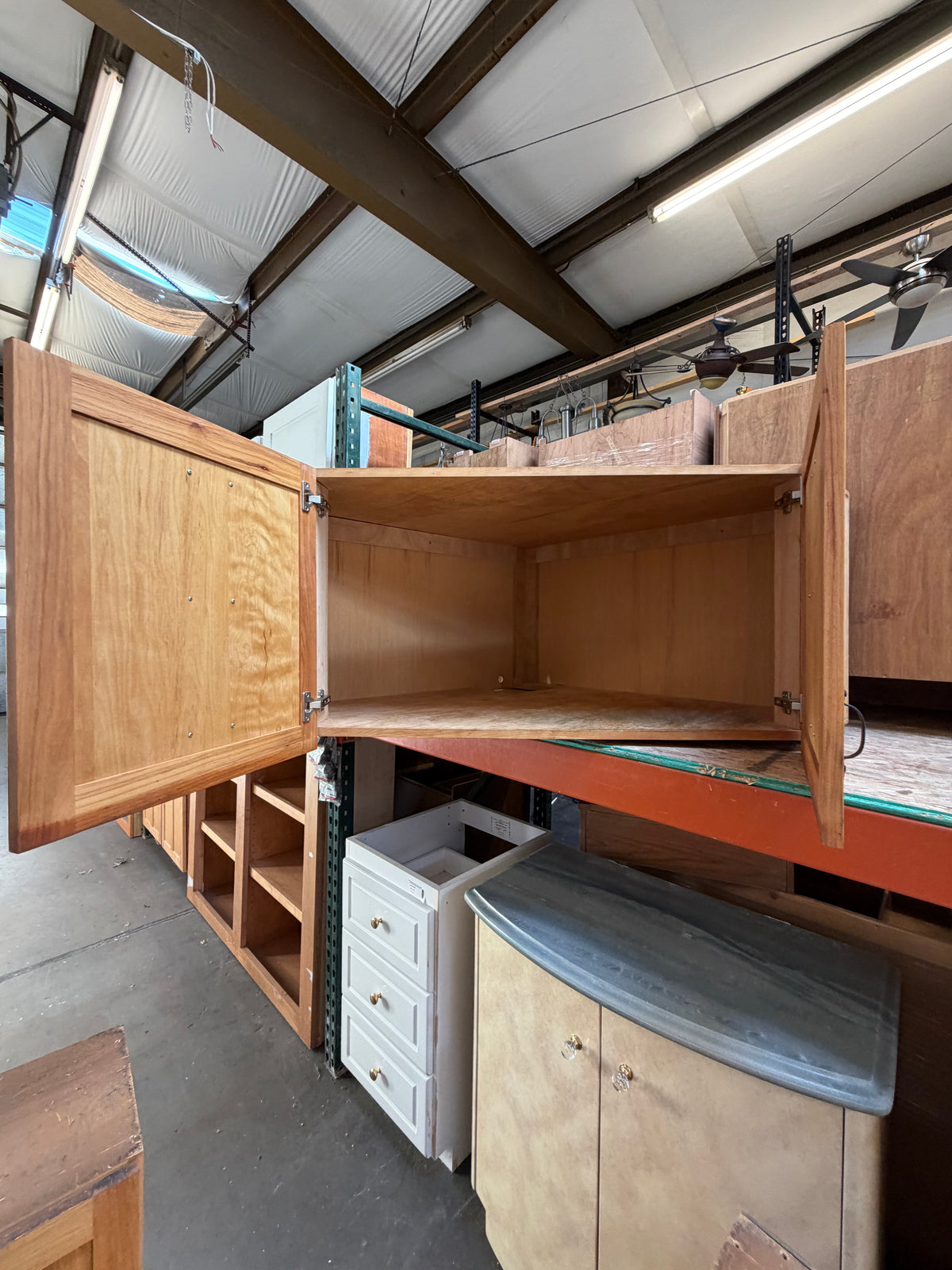 10ft Reclaimed Oak Wall Cabinet Set, 4-Piece
