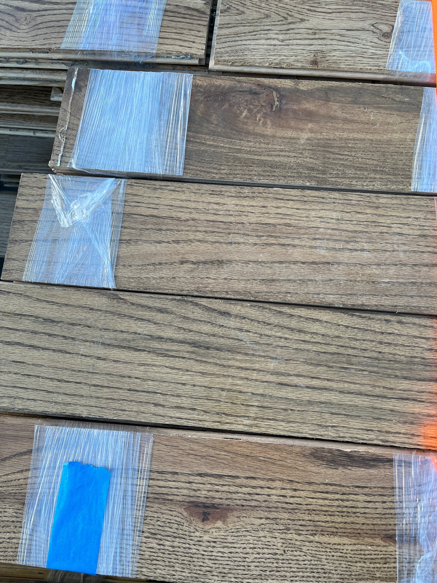 White Oak Hardwood Flooring 4" & 5" 300 sqft [1111.01]