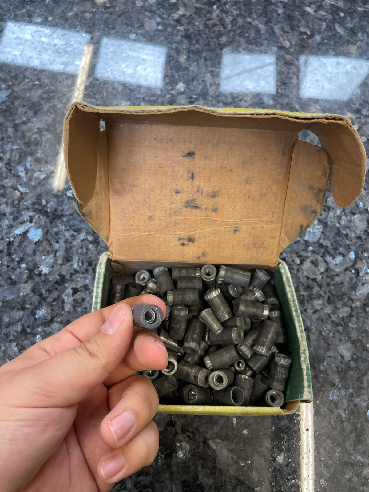 Dottie MA5 1/4 Inch Machine Screw Anchors, New