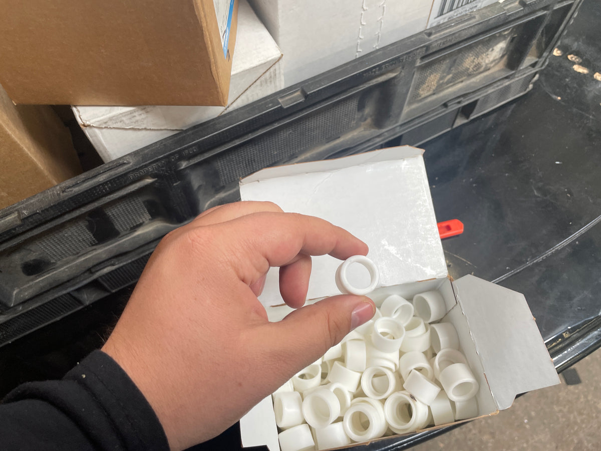 Arlington EMT50 1/2 Inch Push-On Insulating Bushing, New