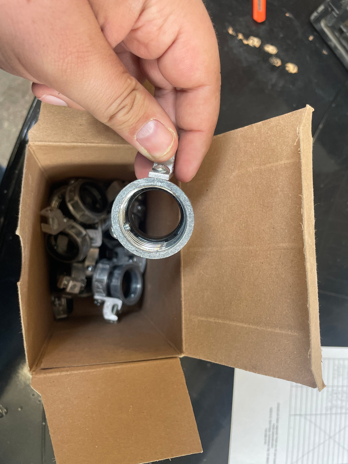 Arlington 452 1 Inch Insulated Metal Grounding Bushings, New