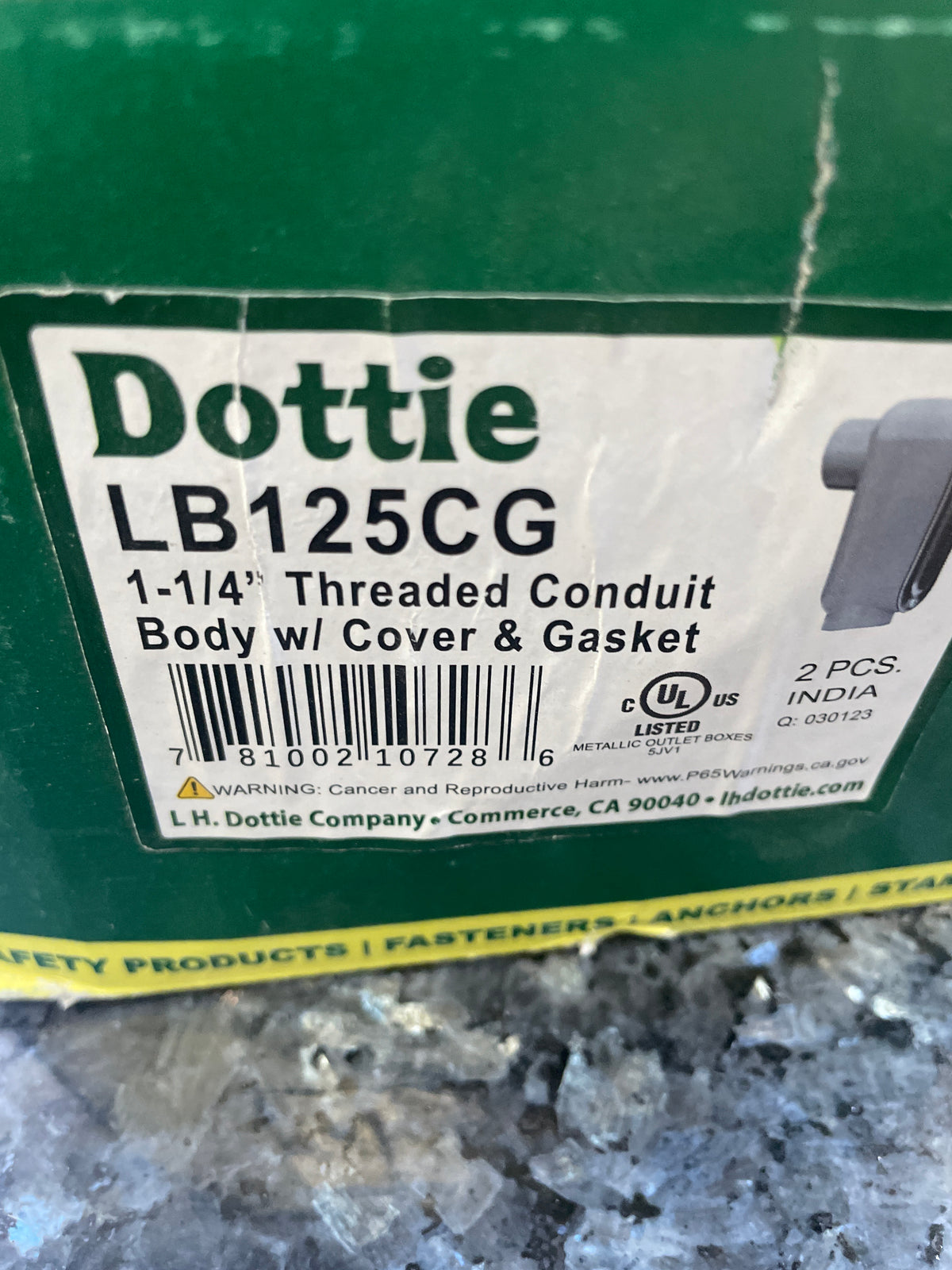 Dottie LB125CG 1-1/4 Inch Threaded Conduit Body with Cover &amp; Gasket, New (2 Pack)