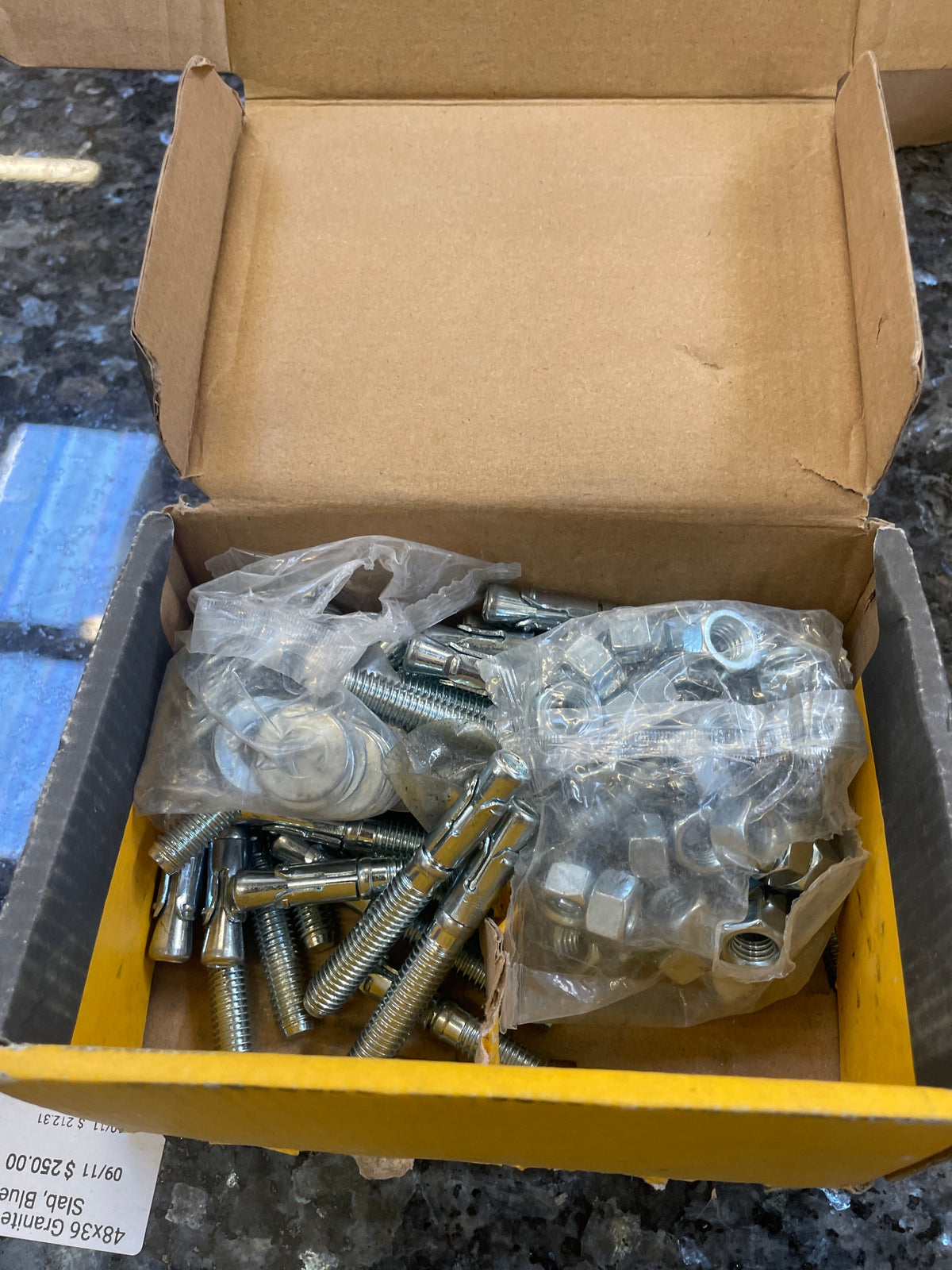DeWalt Power-Stud+ SD1 3/8" x 3" Seismic Wedge Anchors, New